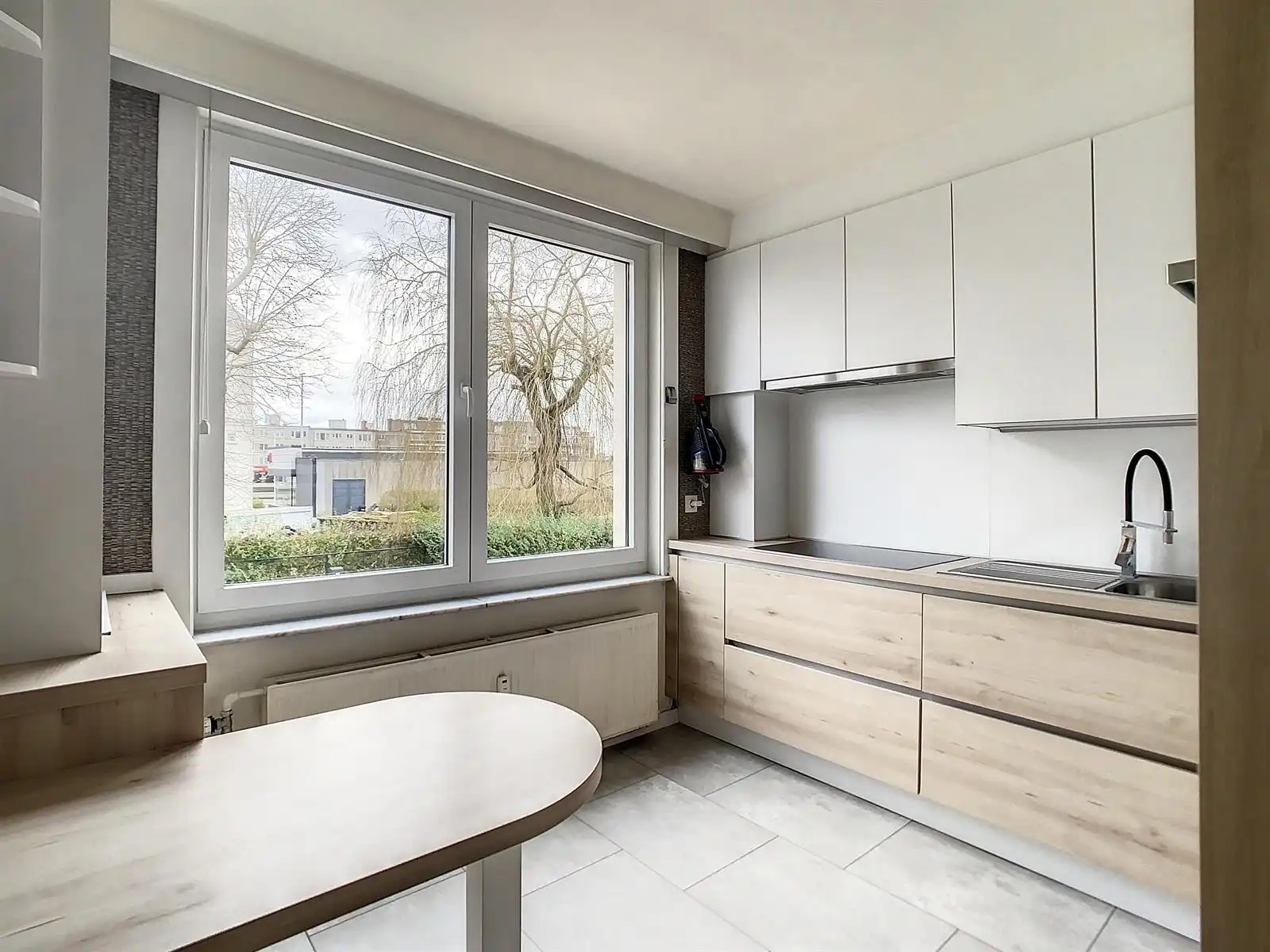 Appartement met (gedeelde) tuin in rustige straat foto 7