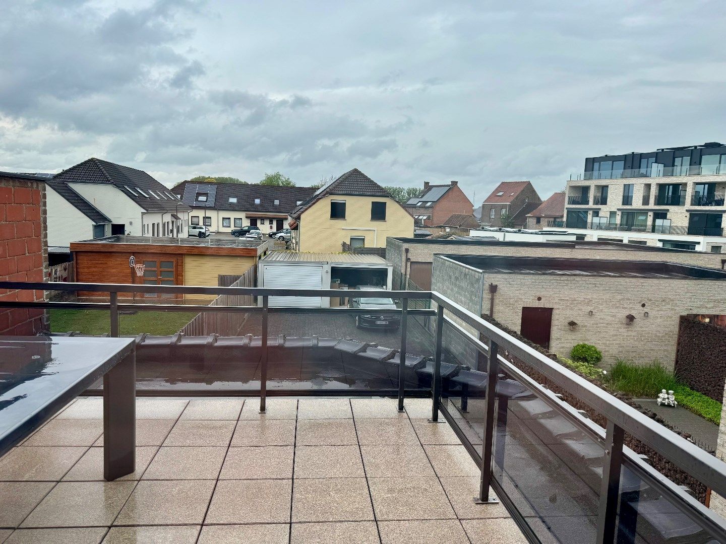 Appartement met 2 slpk met groot terras en garage foto 6