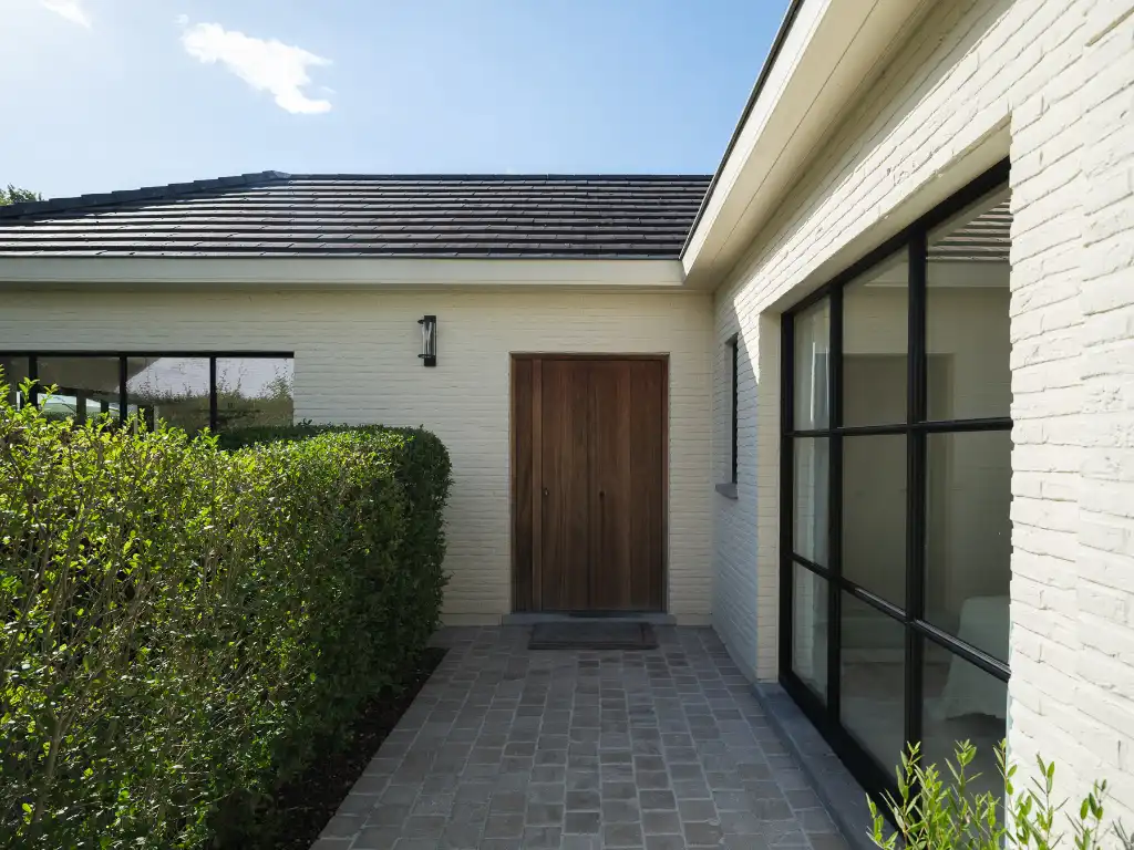 Knap gerenoveerde bungalow (EPC B) op een zuidgericht perceel in het gegeerde Baarle-Drongen foto 4