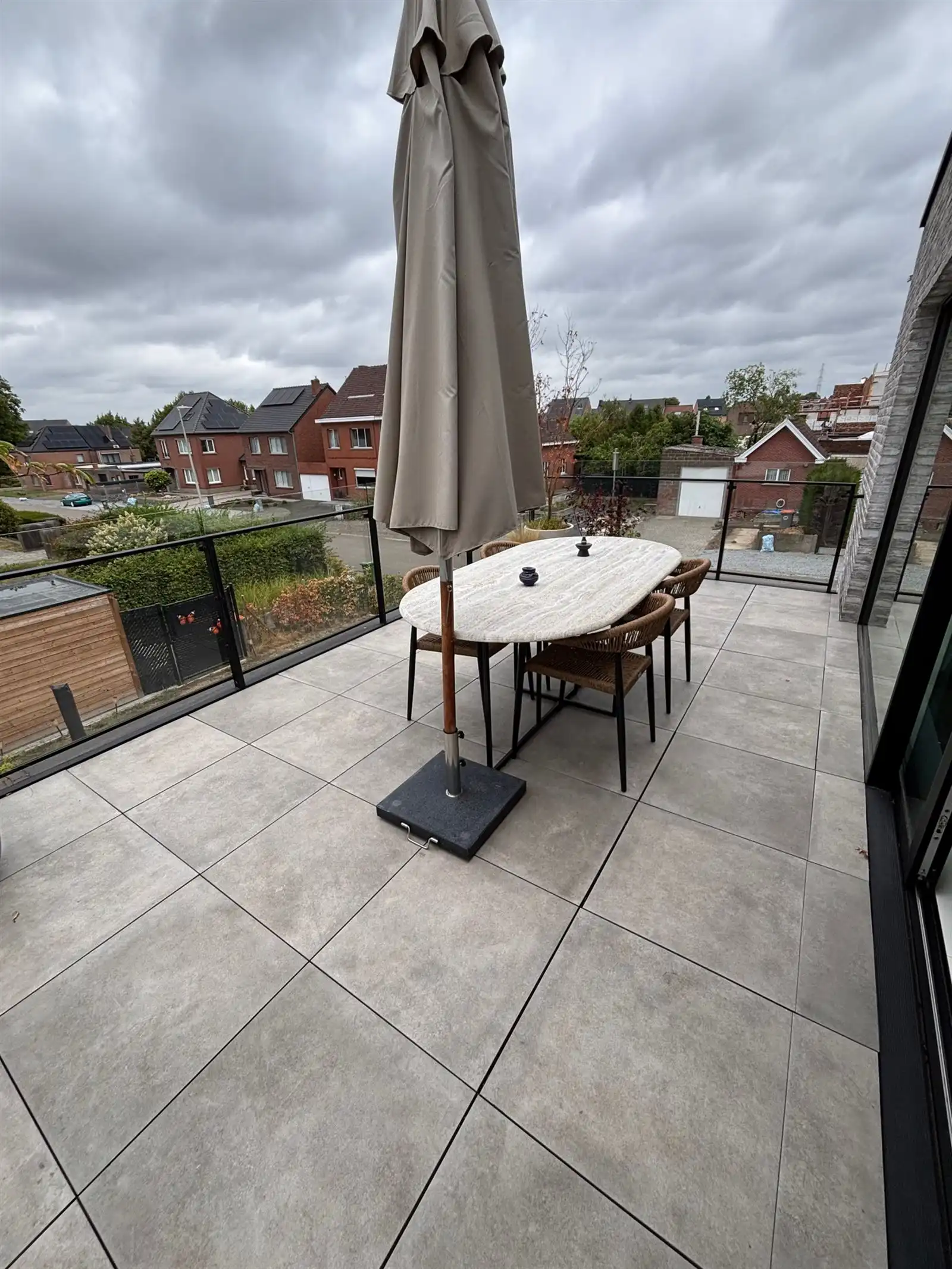 Appartement met 2 slaapkamers en ruim terras foto 9