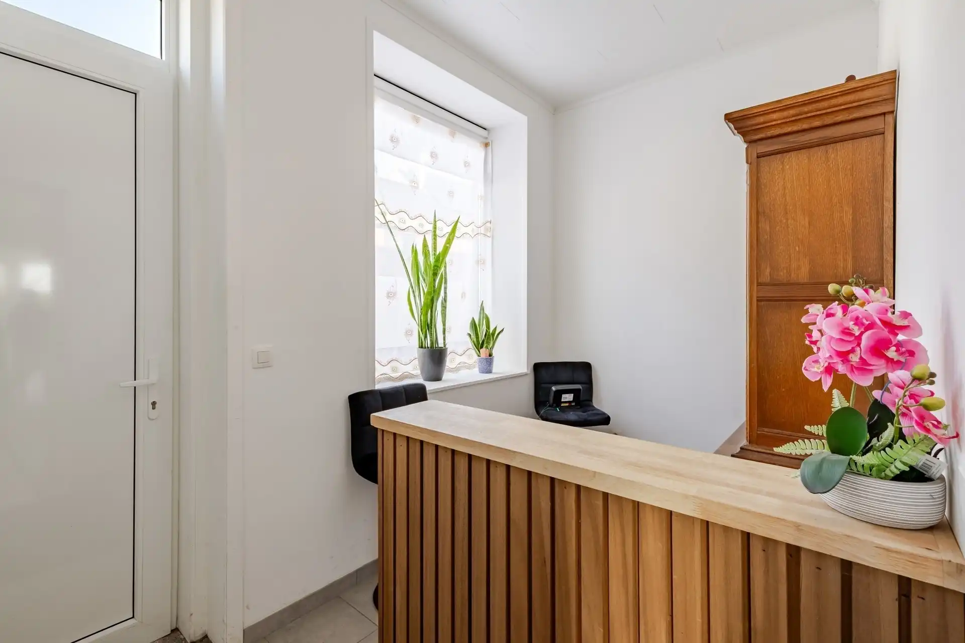 Energiezuinige hoekwoning met 5 slaapkamers en tuin in Berlare foto 3