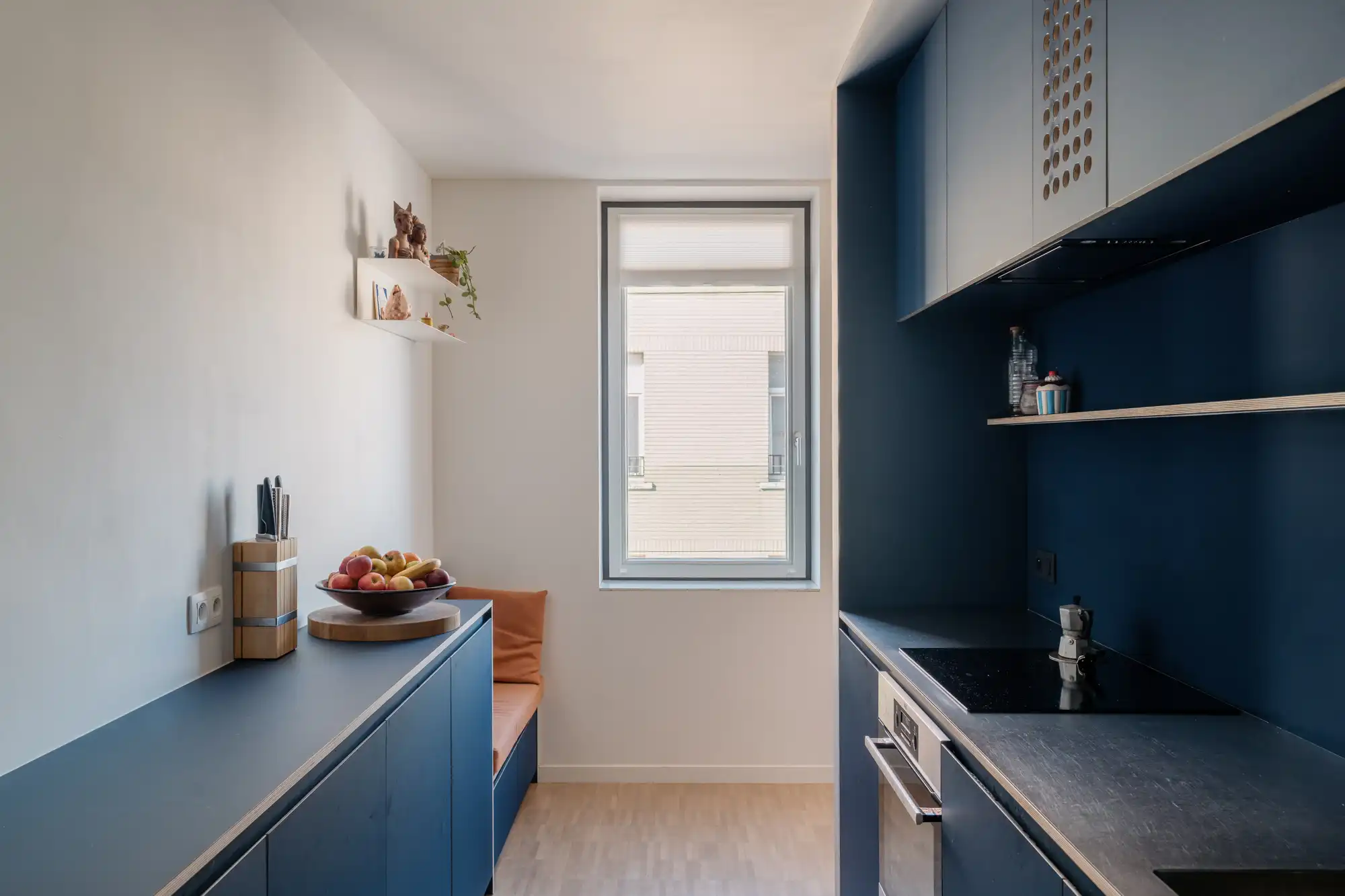 De doordachte gelaagdheid van woning V: Lezze Architecten in Antwerpen-Noord foto 14