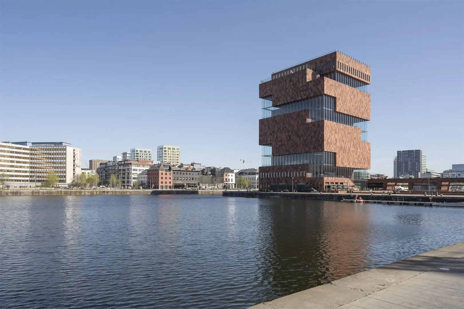 Appartement met prachtig uitzicht op Bonapartedok en MAS. foto 13