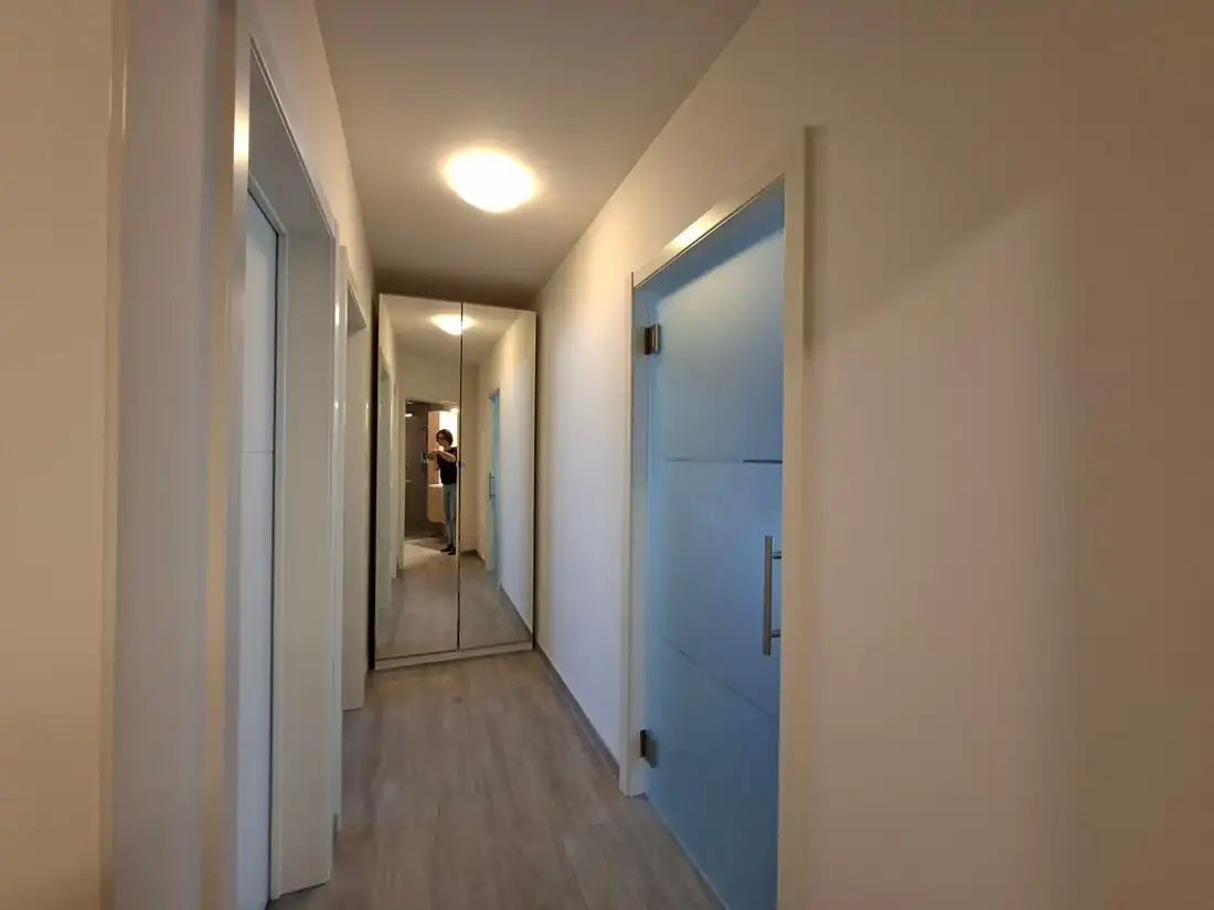 Instapklaar, smaakvol gerenoveerd appartement te Zonhoven foto 3
