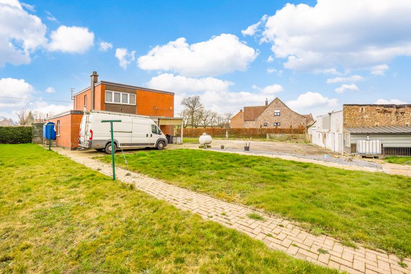Woning met veel mogelijkheden op 15are 82ca foto 27