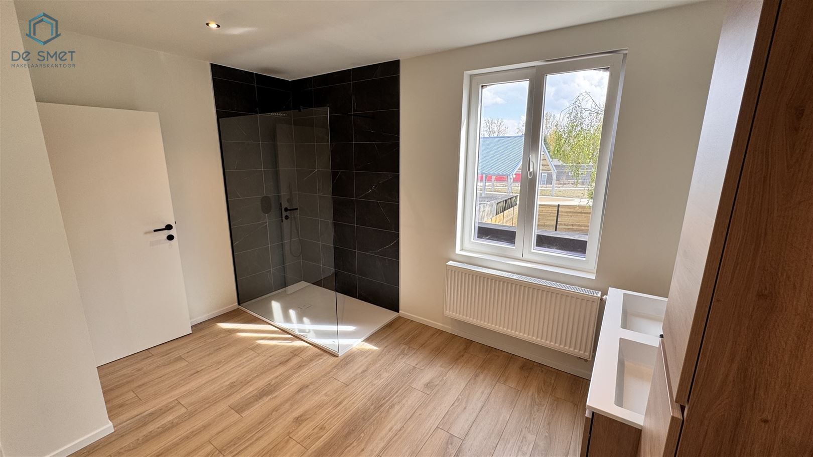 GERENOVEERDE WONING MET 3 SLP EN TUINTJE TE ZANDBERGEN foto 13