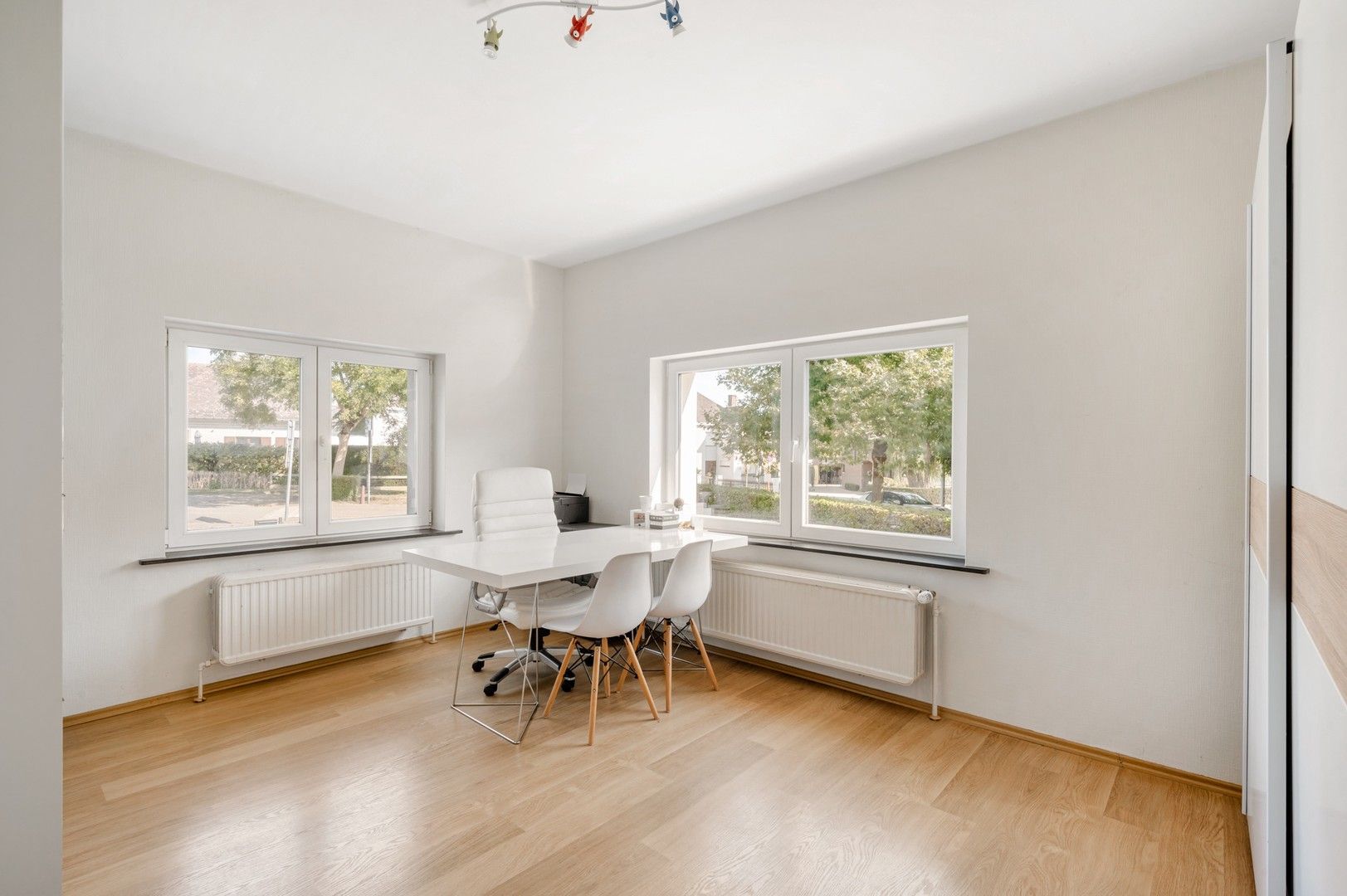 Energiezuinige woning met 6 slaapkamers, kelderverdieping met garage, knusse tuin en vooral enorm veel mogelijkheden foto 12
