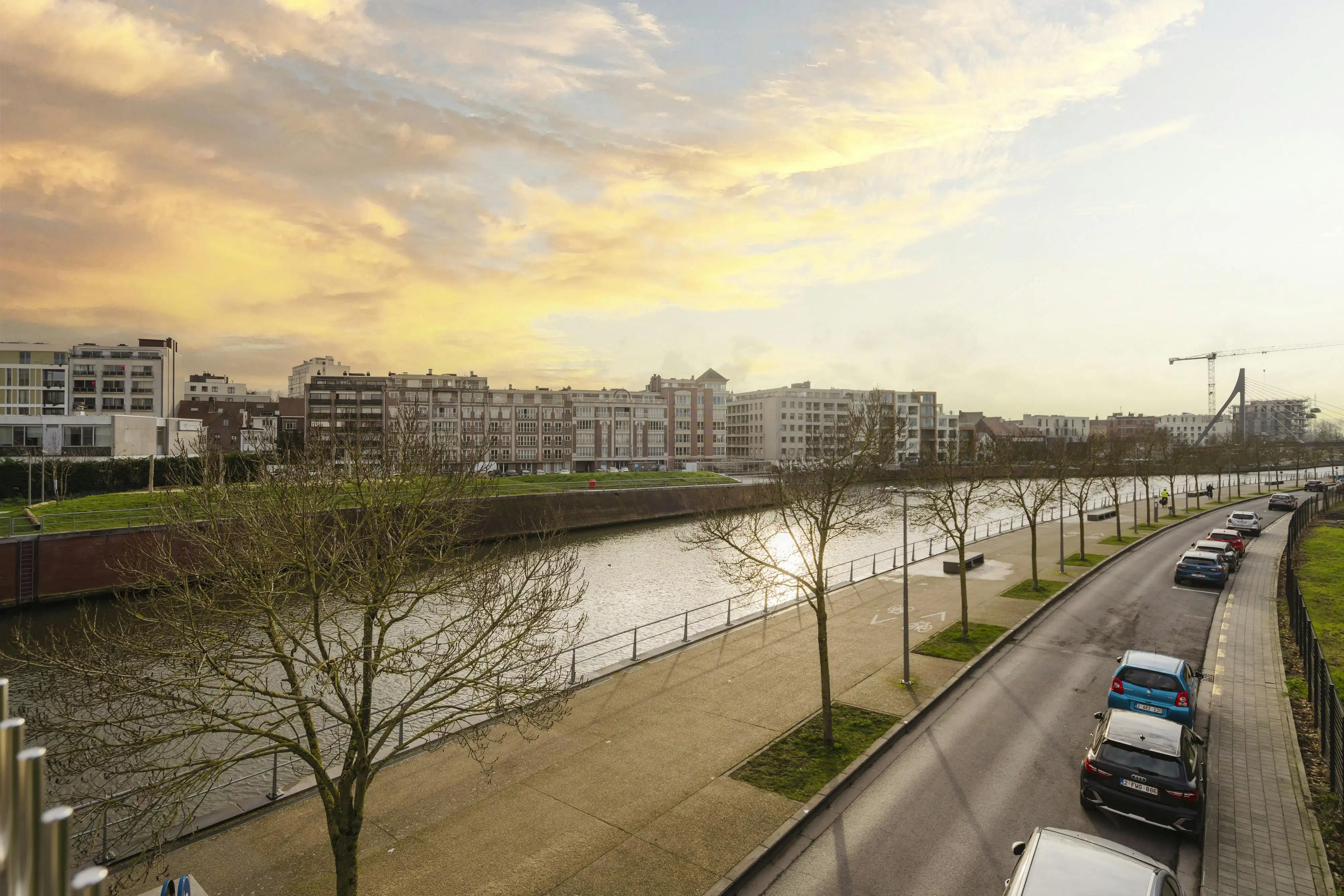 Ruim appartement met 3 slaapkamers en zicht op de Leie te koop in Kortrijk! foto 13