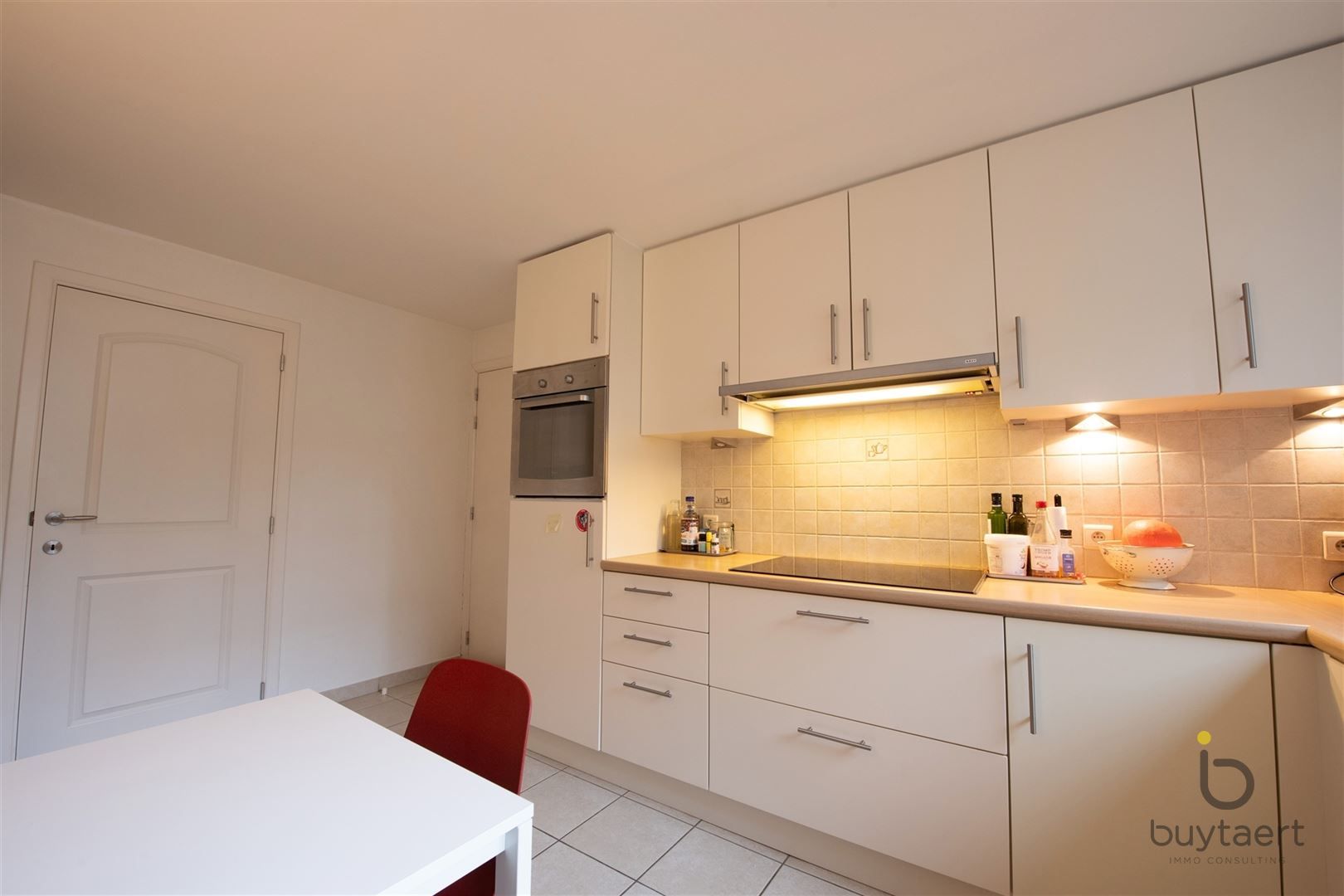 Gelijkvloers appartement met drie slaapkamers te Schilde! foto 6