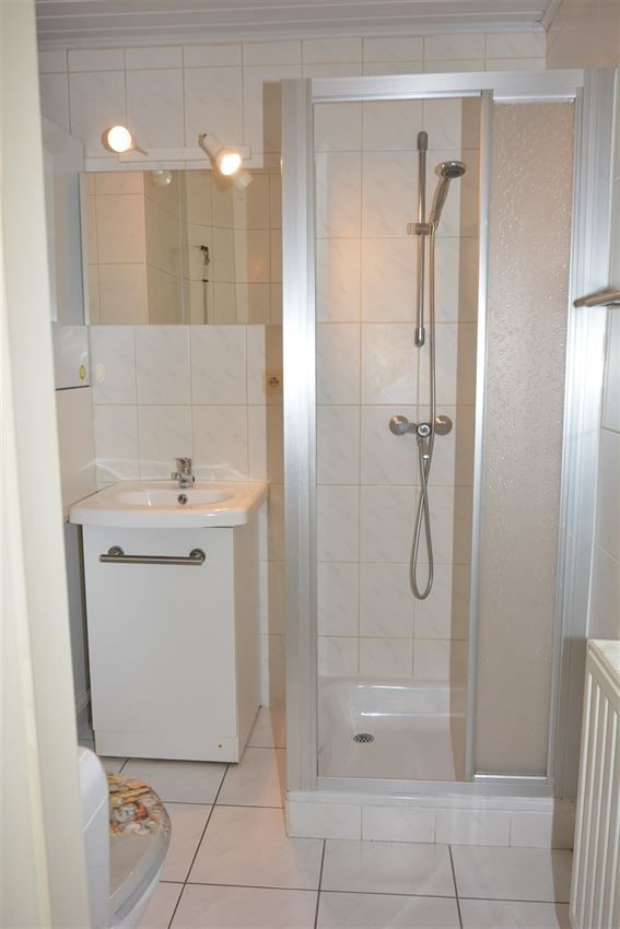 Gelijkvloers appartement met 2 slaapkamers foto 9