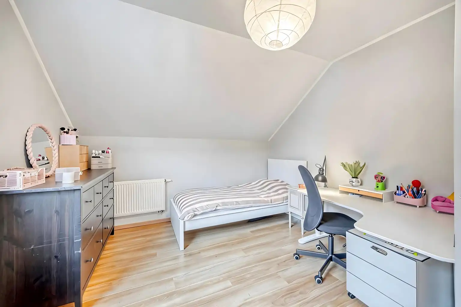 RUSTIG GELEGEN WONING MET TUIN IN HOEGAARDEN foto 15