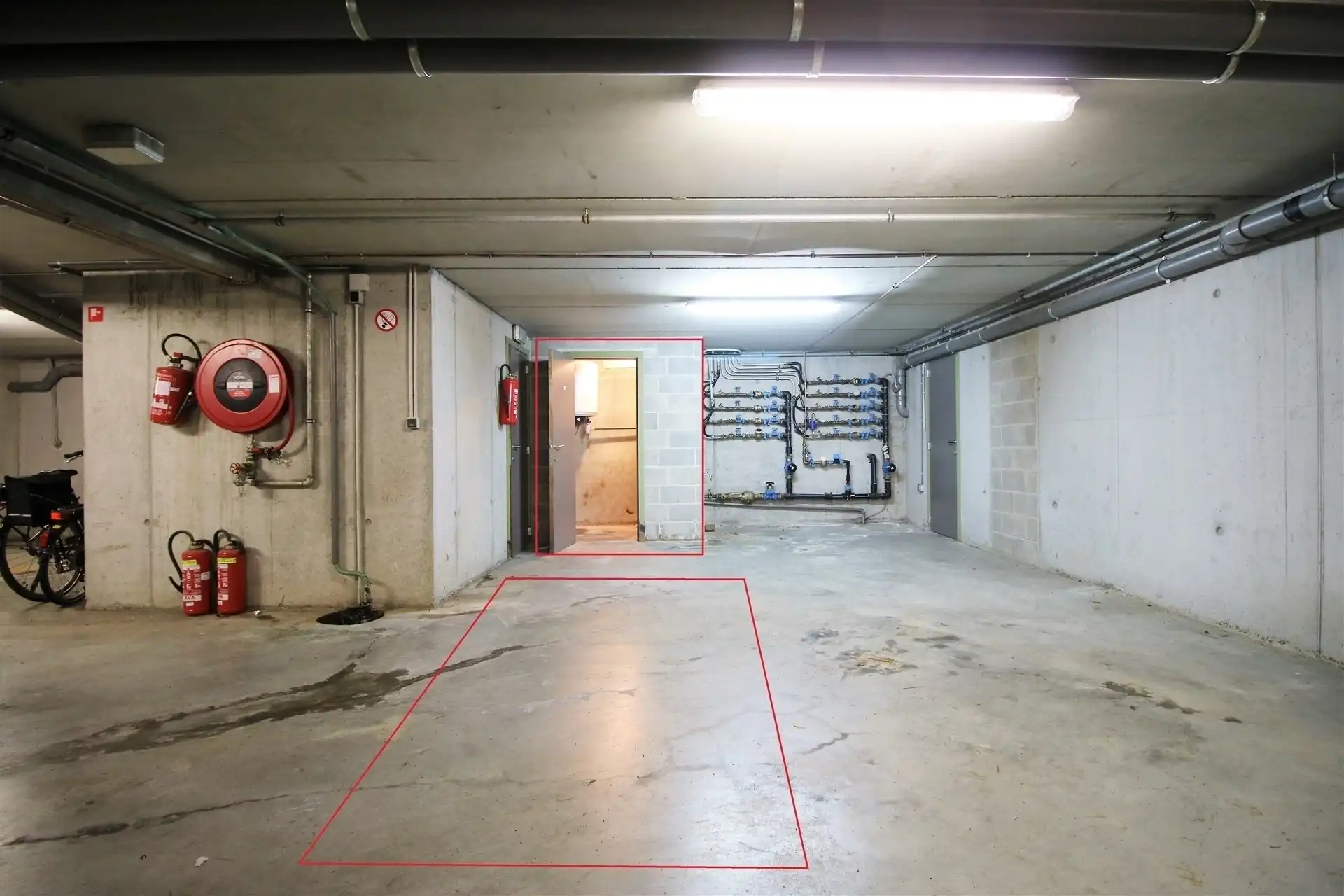 Vernieuwd éénkamerappartement in centrum Sint-Jozef foto 15
