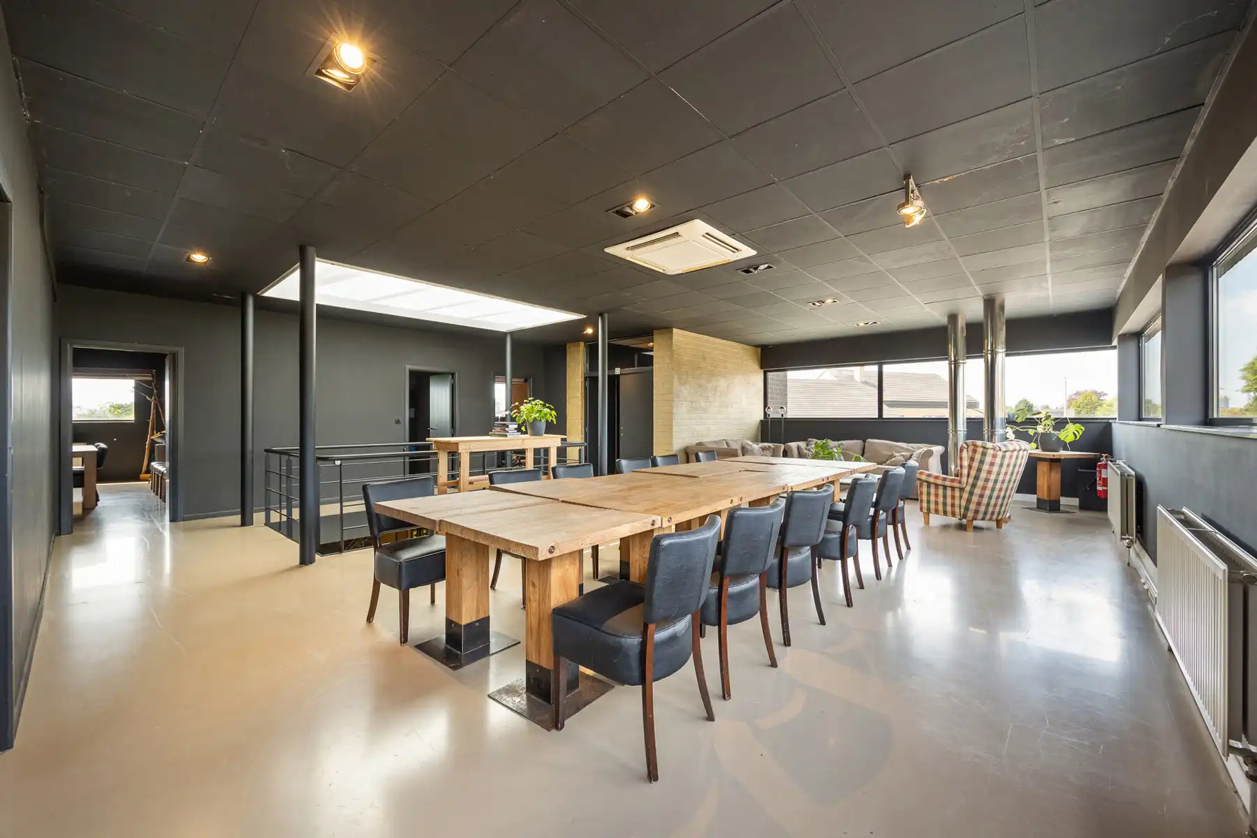 Woning met handelspand op een perceel van 1.497m². foto 20