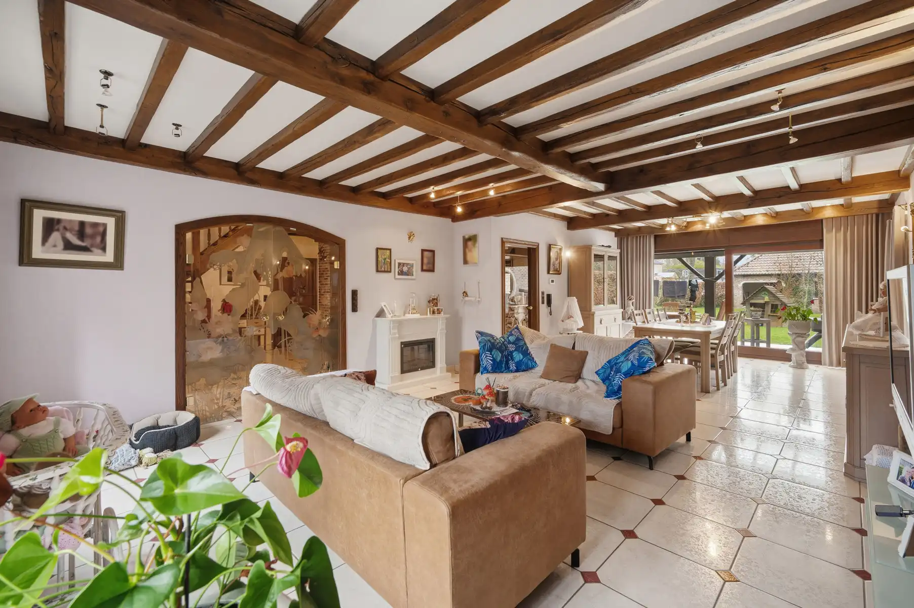 Villa van 329m² met 4 slpk op 1583m² te ITEGEM foto 9