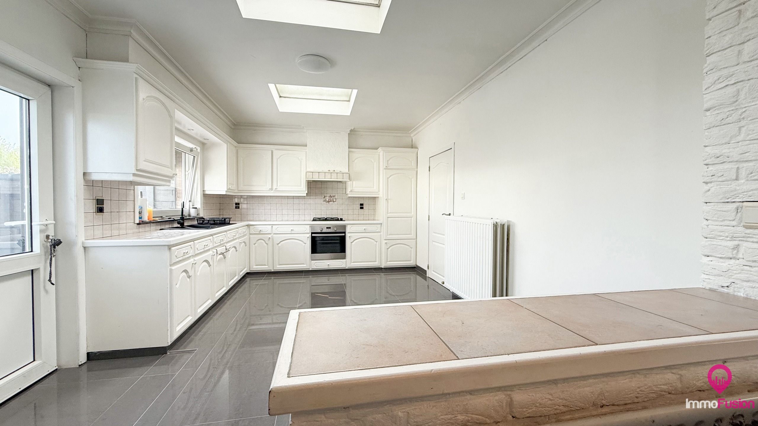 Rustig gelegen HOB met 3 slaapkamers, garage én carport! foto 6