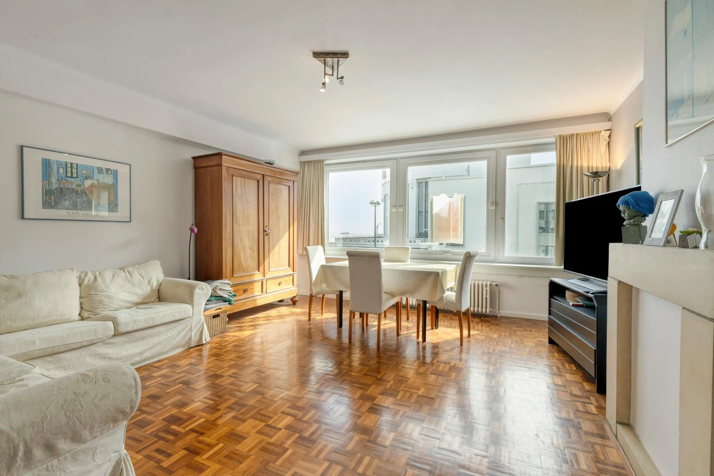 Appartement met zeezicht te koop aan het casino van Knokke foto 2