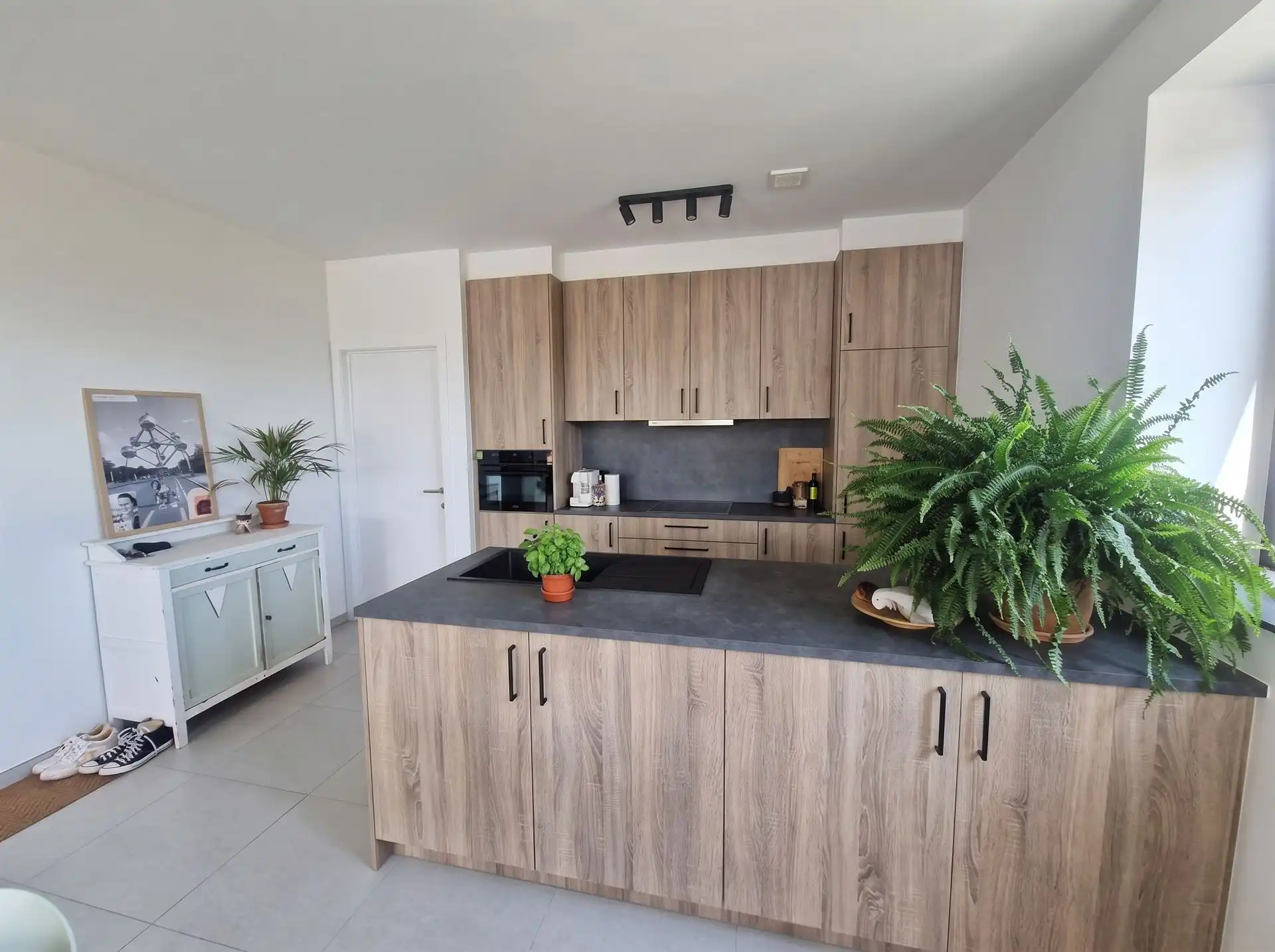 Nieuwbouw appartement, 1 slpk, geweldig zuidgericht terras 50m², garagebox foto 4