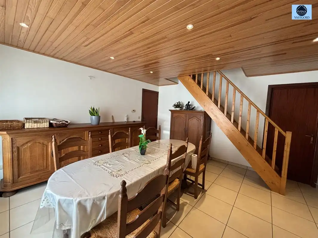 SOLIDE RUIME WONING MET 6 SLAAPKAMERS foto 4