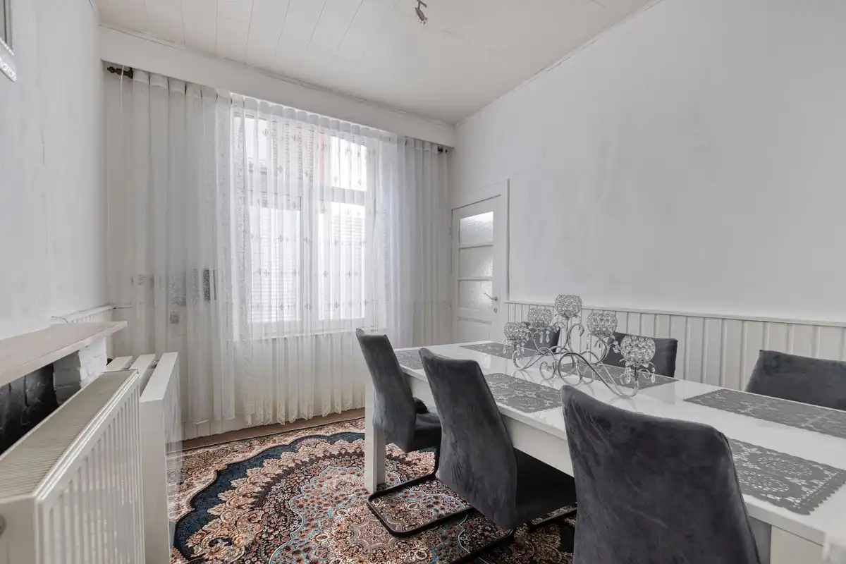 Instapklare rijwoning in het centrum van Tongeren foto 7