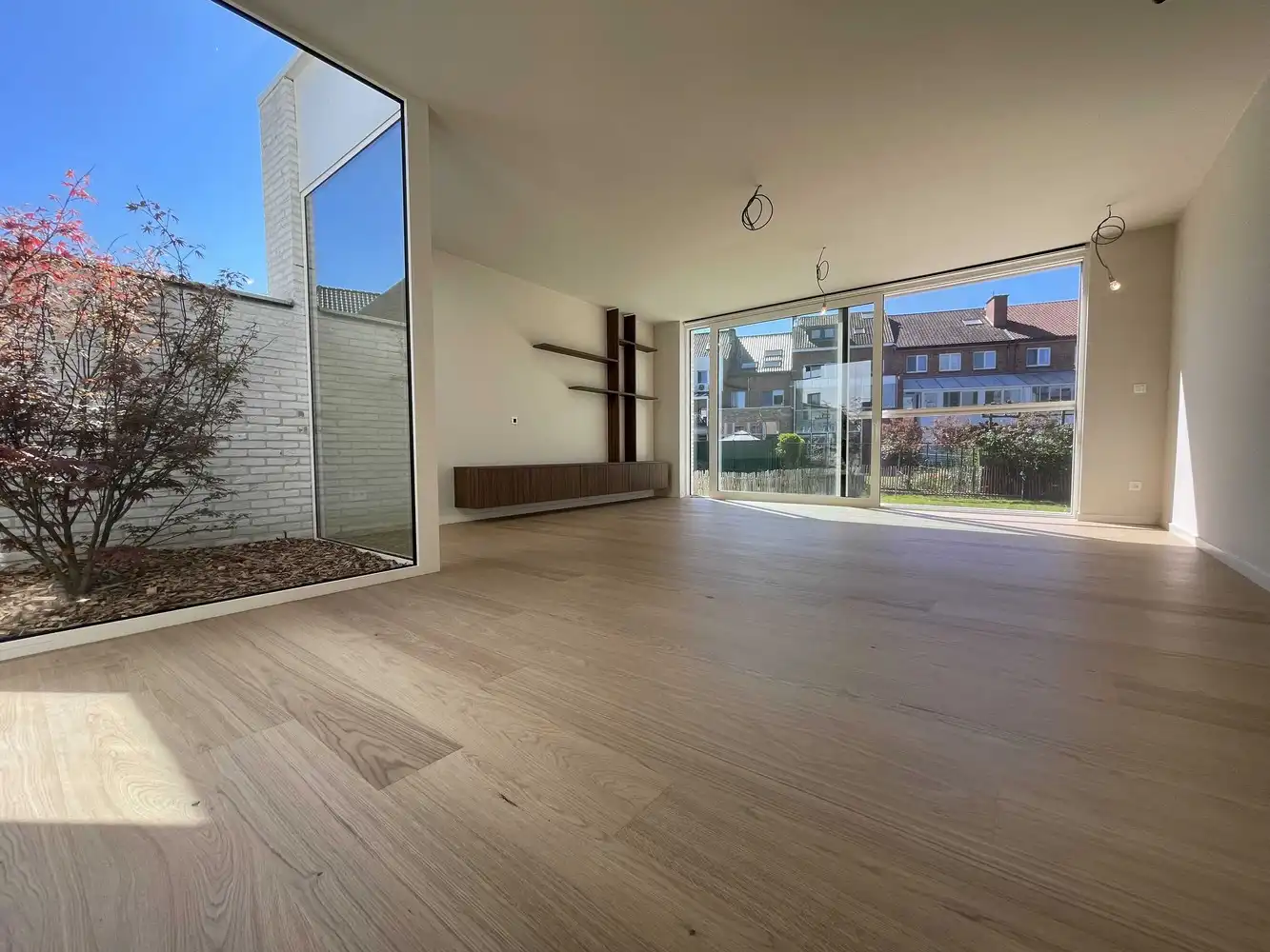 Smaakvol gerenoveerde woning met stadstuin foto {{pictureIndex}}