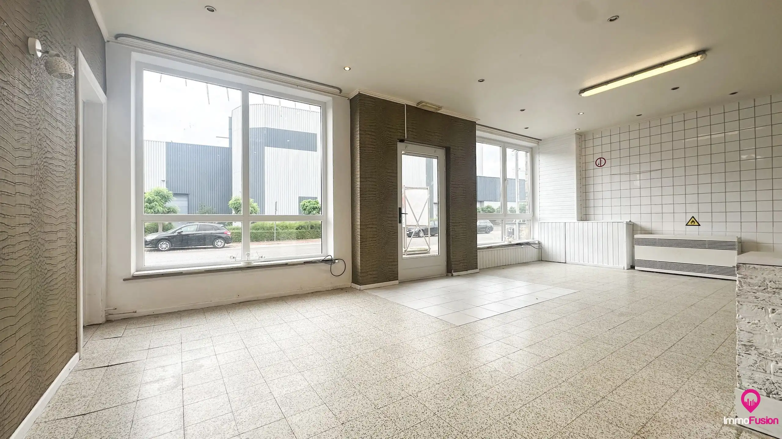 Danszaal 600m² + vergunde woonst in het bruisende Zonhoven! foto 42