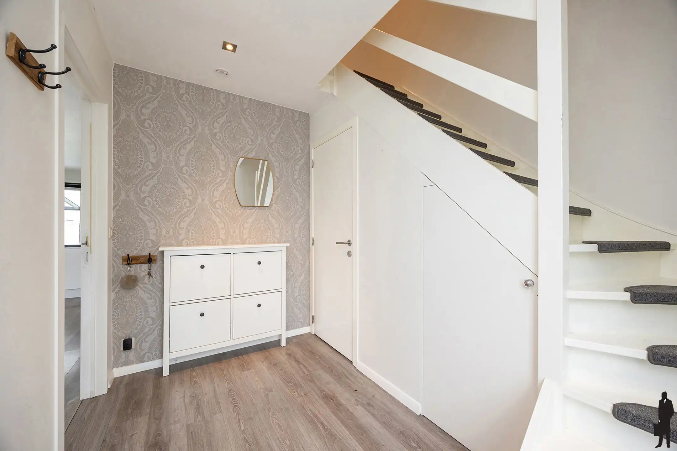 Instapklare HOB met ruime tuin in Hamme-Zogge foto 8