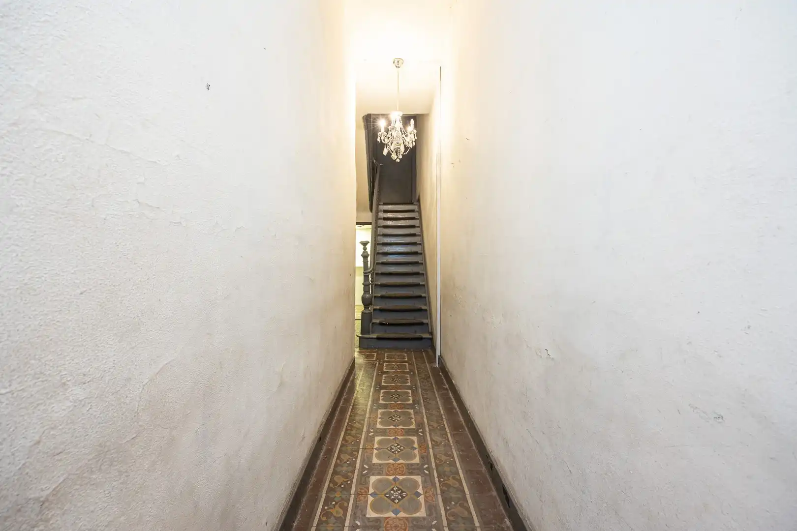 TE RENOVEREN OPBRENGSTEIGENDOM foto 8