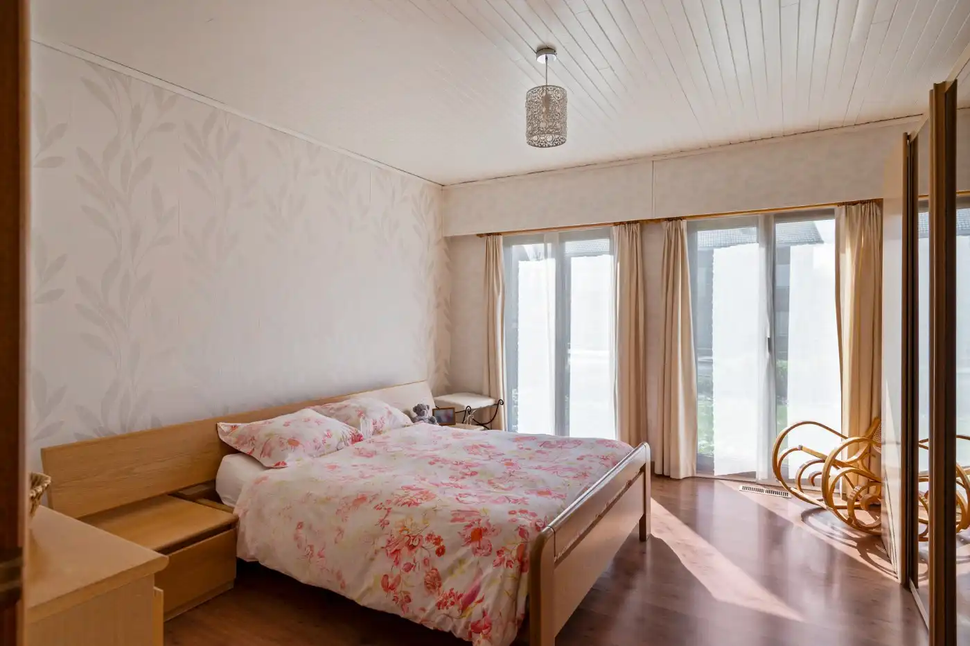 Instapklare, vrijstaande woning met 4 slpk., garage en grote tuin foto 14