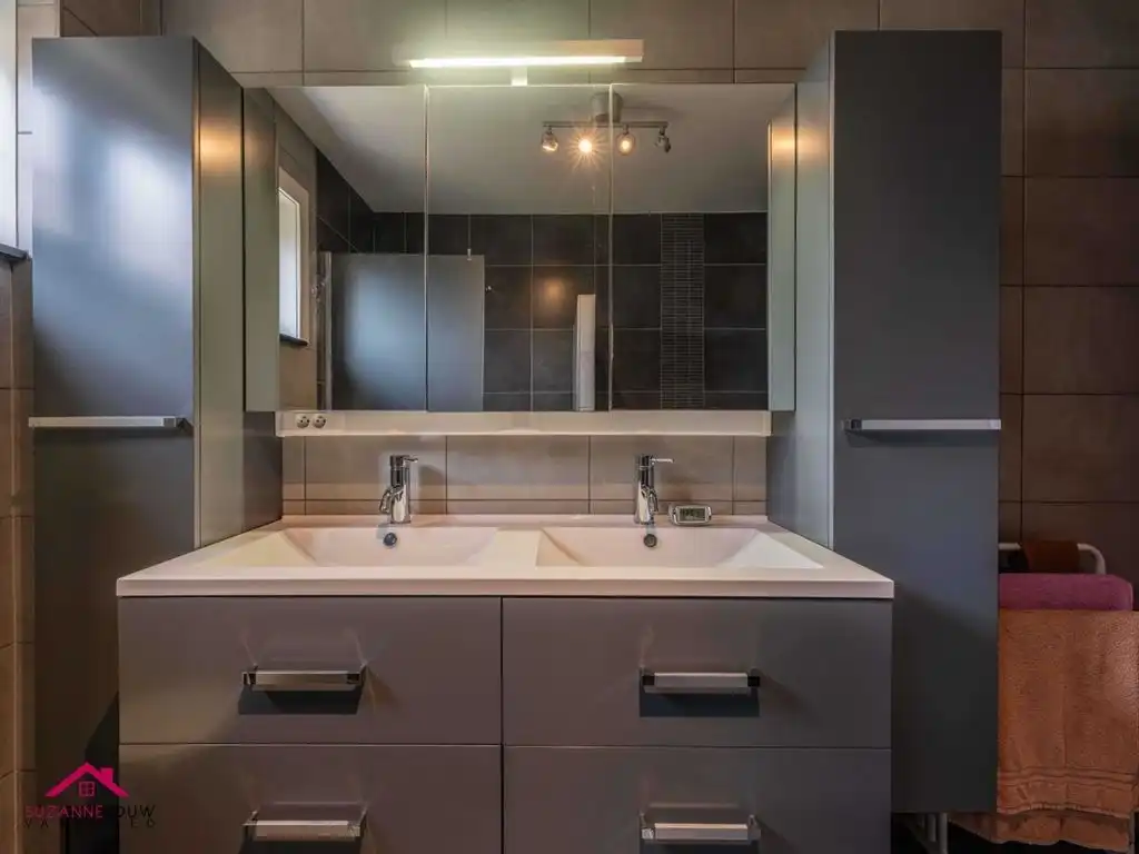 Gezellige vrijstaande woning, volledig onderkelderd foto 15