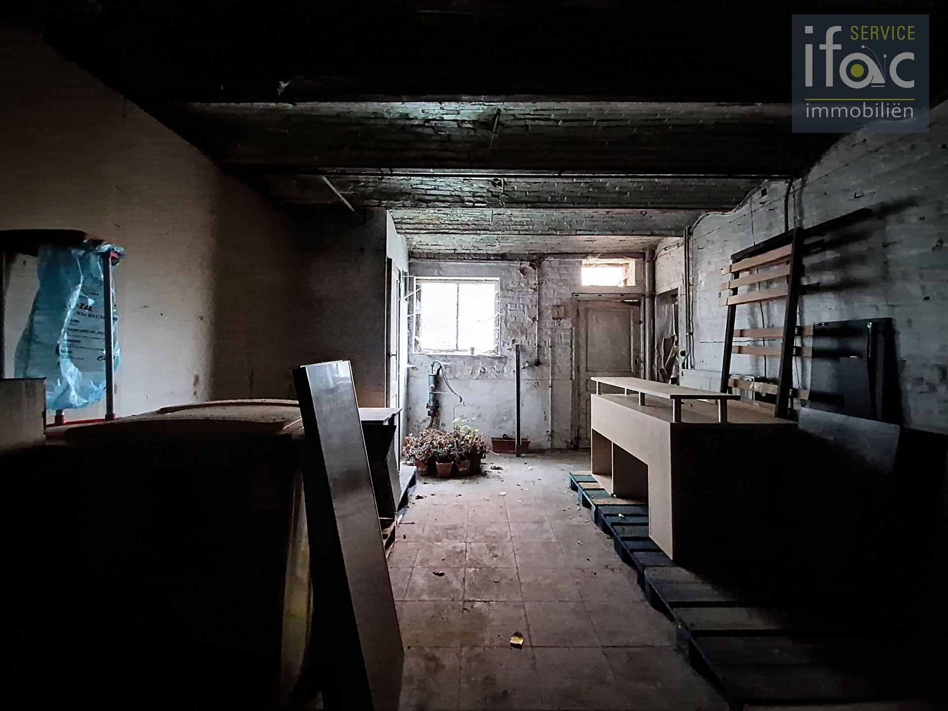 woning voor TOTAAL renovatie in centrum Leefdaal foto 3