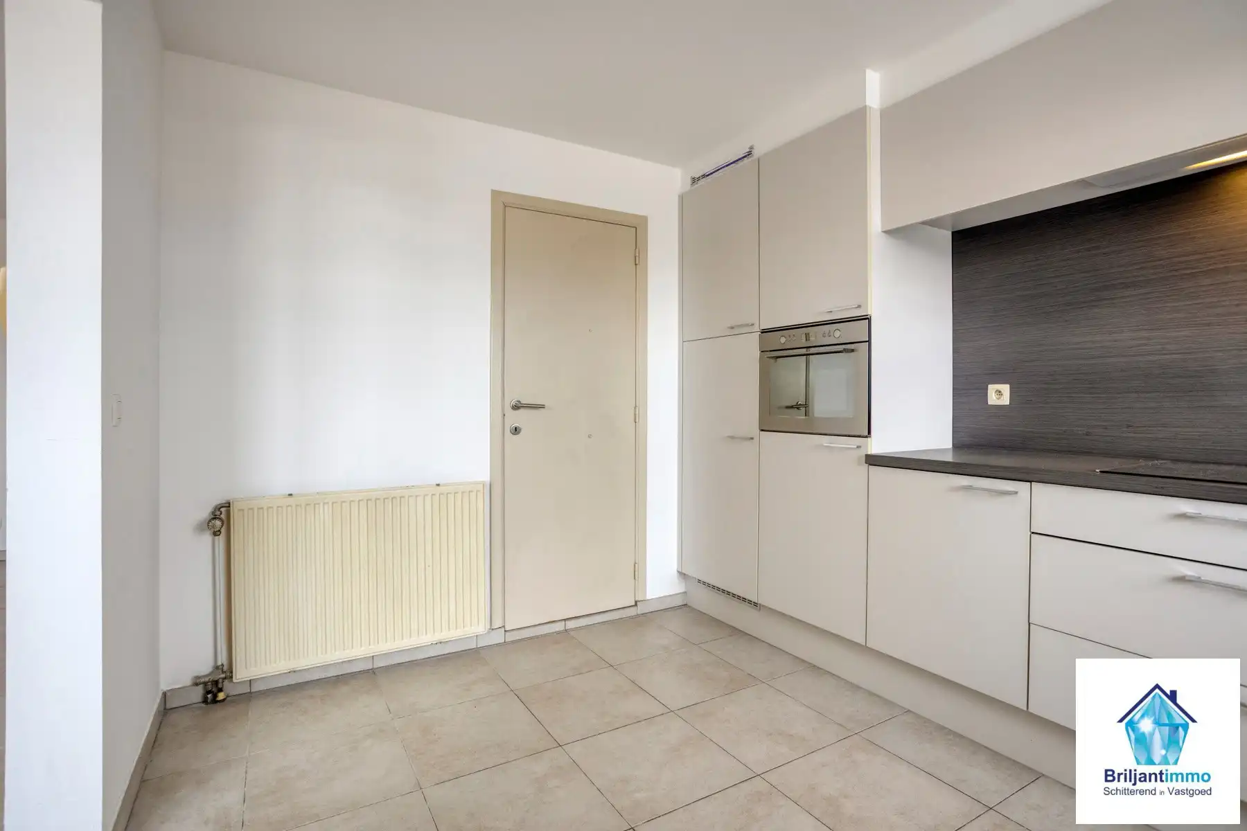 Centraal gelegen duplex APP met 2 slp en staanplaats foto 8