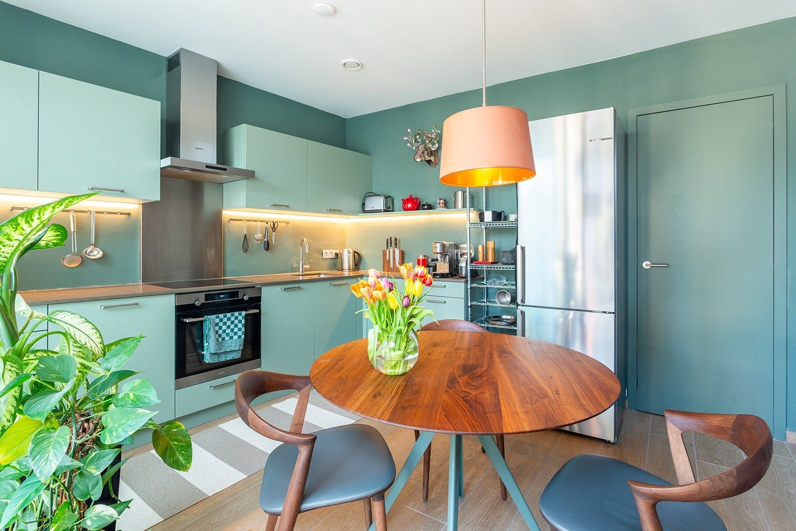 Gemeubeld luxe nieuwbouwappartement gelegen in het hartje van Antwerpen.  foto 13