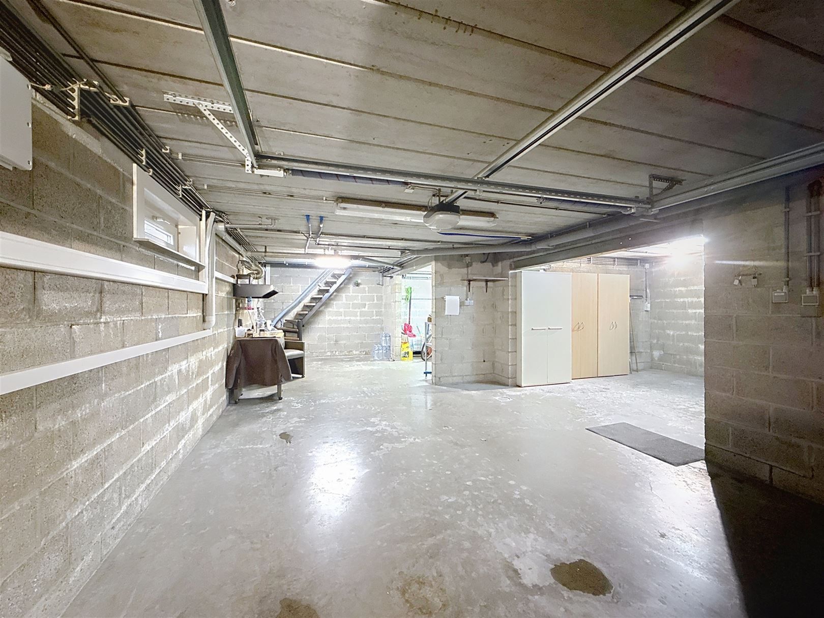 Ruime open bebouwing met 4 slpks, veranda, tuin, garage, 8a  foto 56