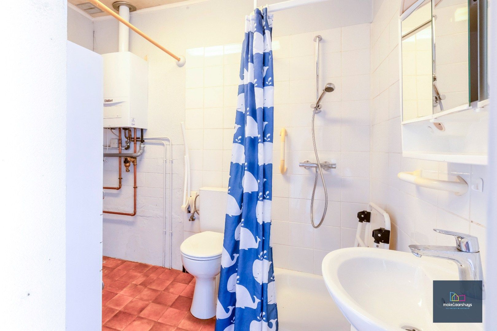 Charmante op te frissen rijwoning met ruime stadstuin  foto 10