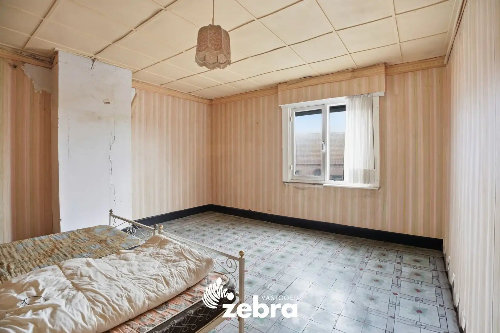 Te renoveren woning op een rustige ligging te Zwevezele! foto 16