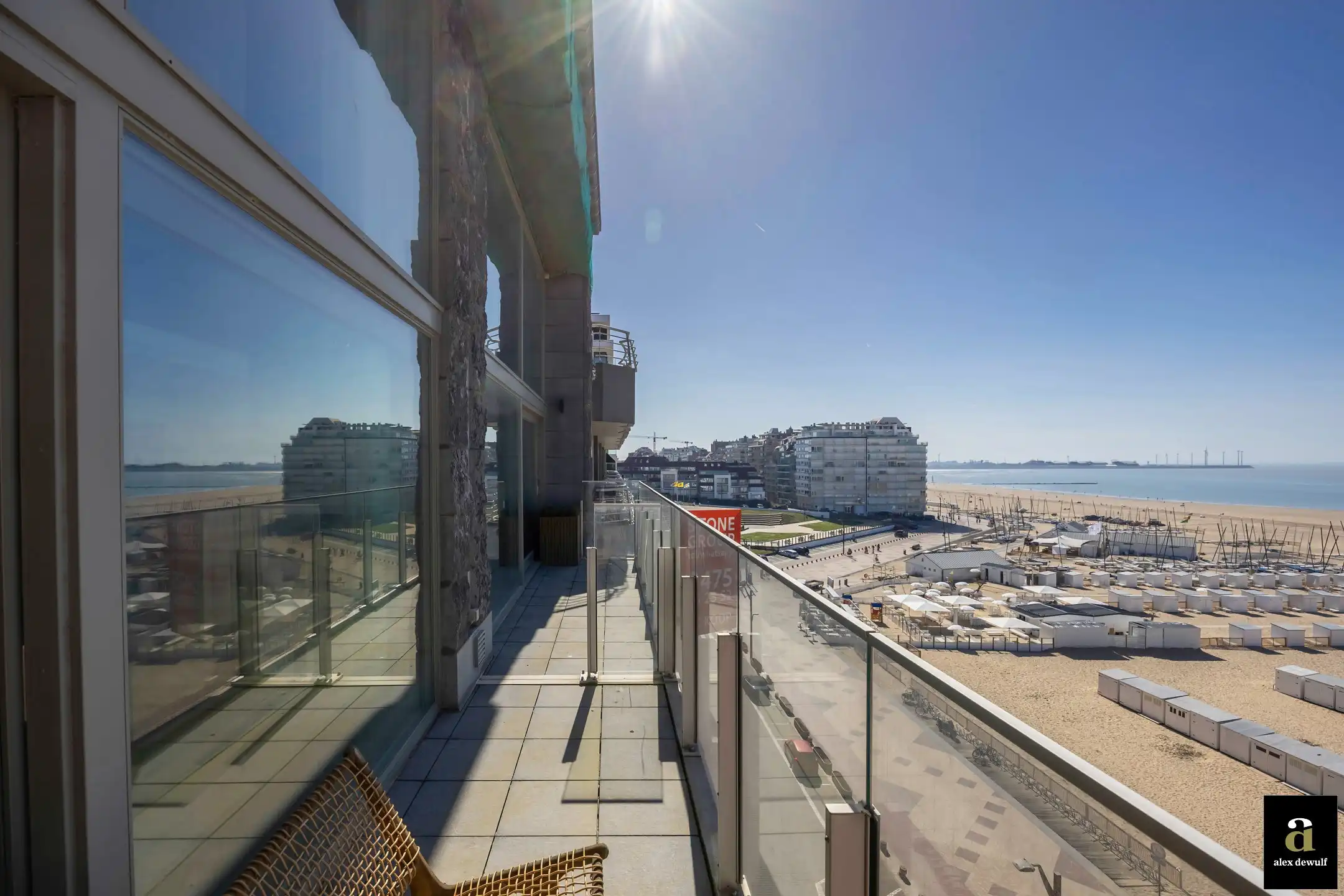 Exclusieve mezzanine met panoramisch frontaal zeezicht – Residentie Royal Navy foto 24