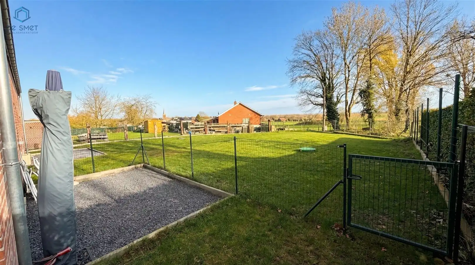 INSTAPKLARE NIEUWBOUWWONING MET 3 SLP, TUIN EN GARAGE foto 7