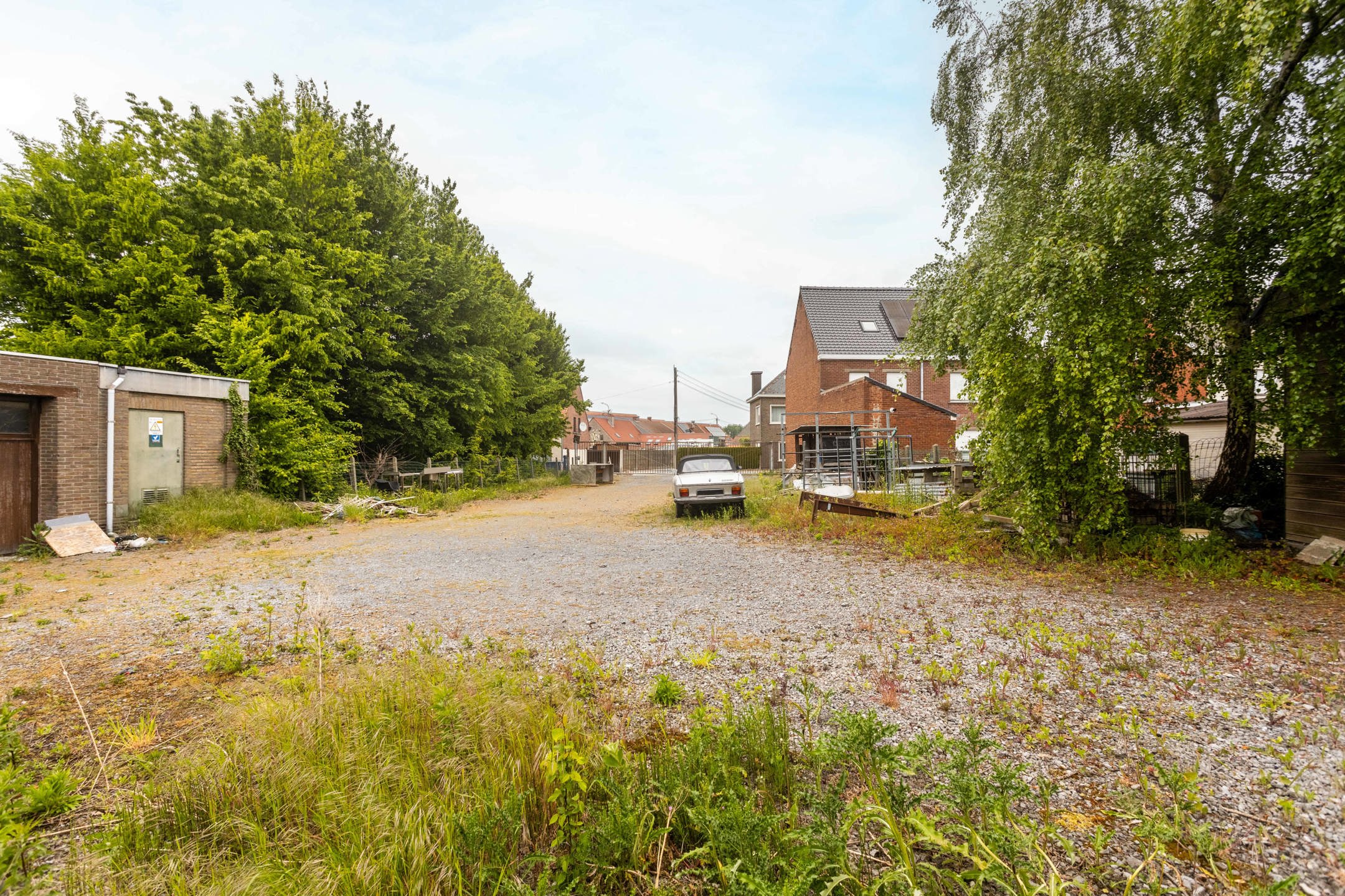 Atelier/loods met bouwgrond en parking in Nederename foto 11