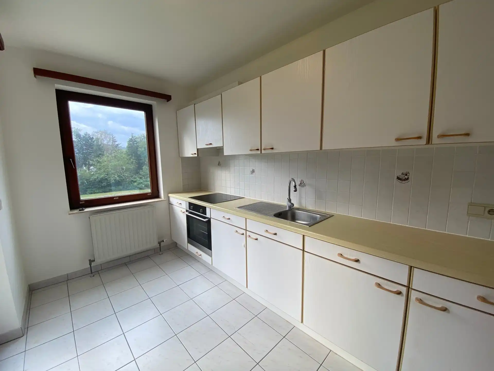 Appartement met 2 slpk, garagebox en terras foto 6