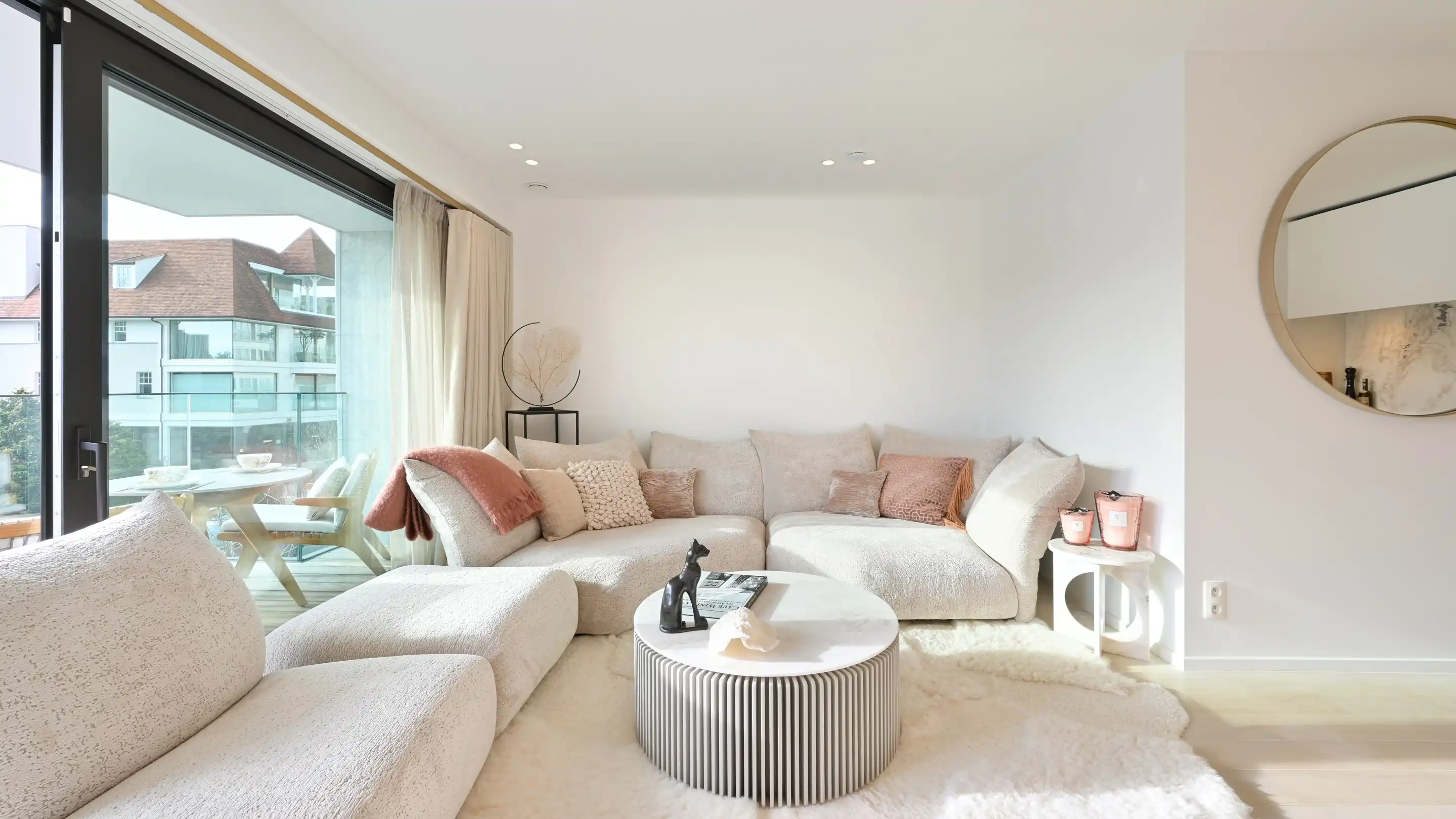 Nieuw luxe appartement gelegen op de Kustlaan in het Zoute, tussen de Minigolf en het Albertplein foto 8