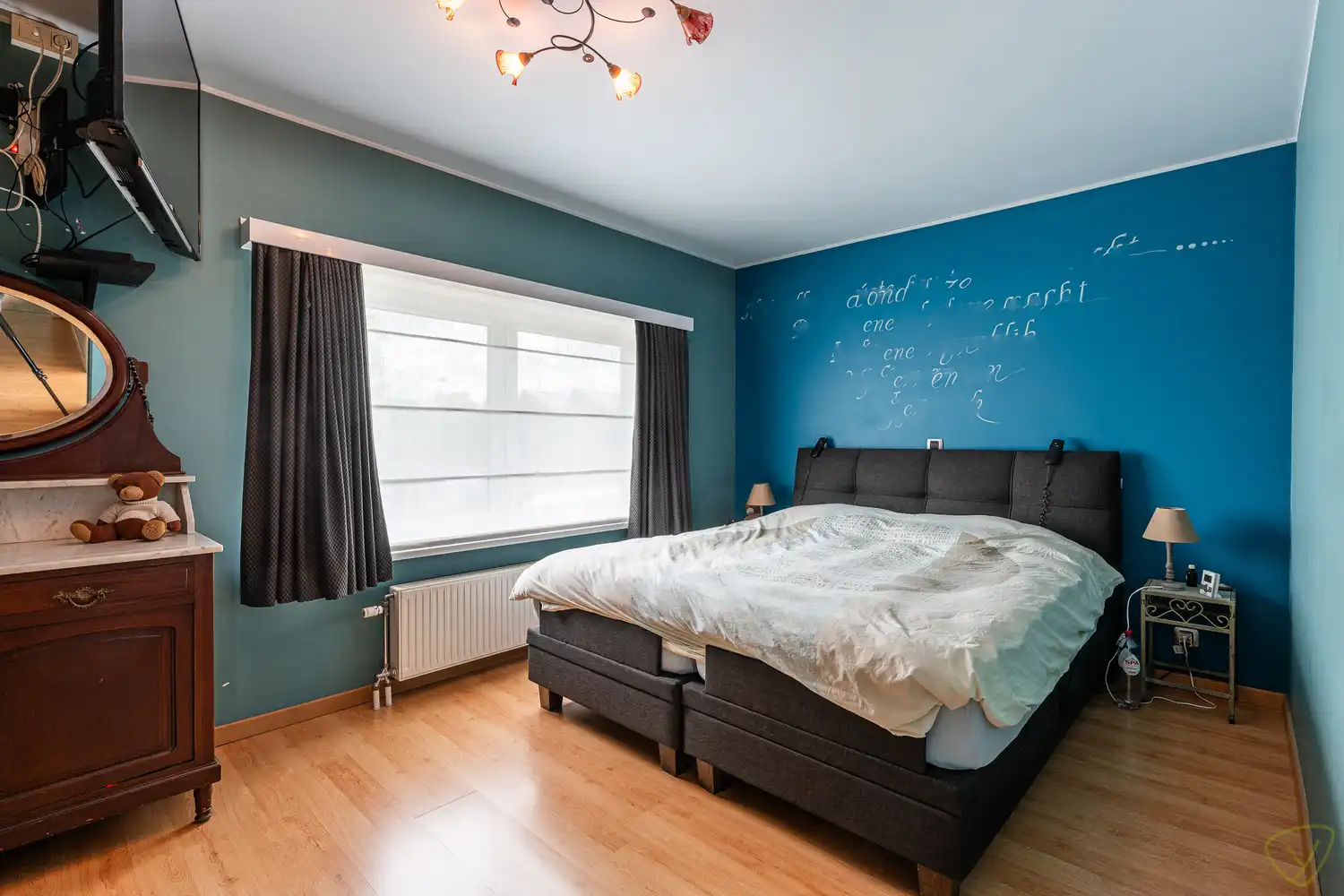 Lichtrijke instpaklare woning te Wondelgem in een residentiële omgeving. foto 15