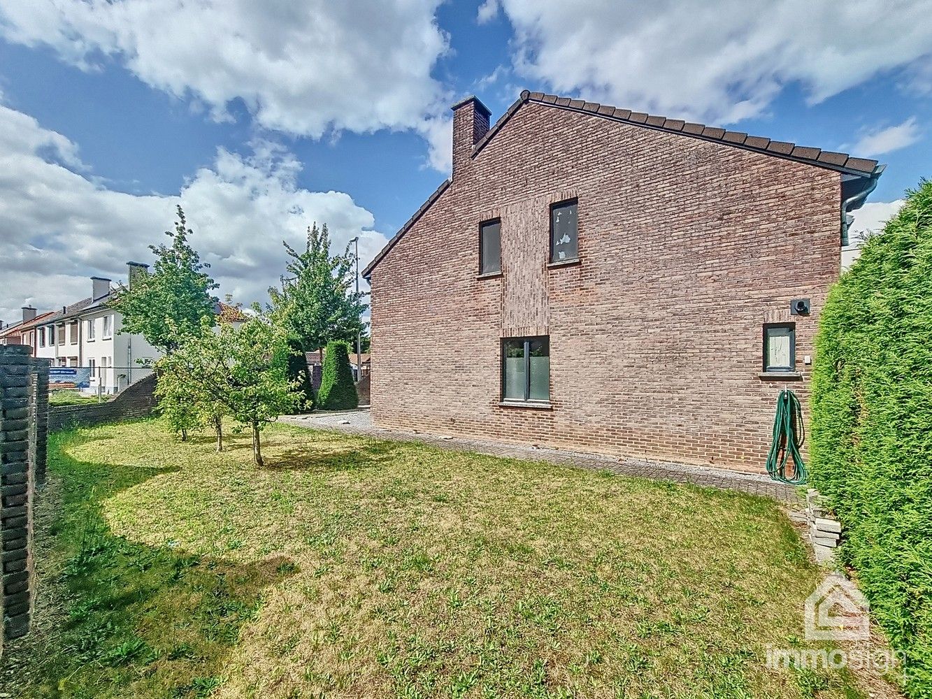 Instapklare halfopen woning met 3 slaapkamers te koop in Genk - perceel van 502 m² foto 30