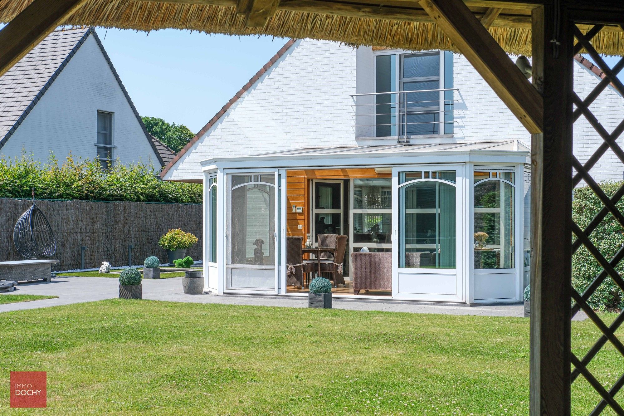 Verzorgde villa met orangerie in doodlopende straat foto 23