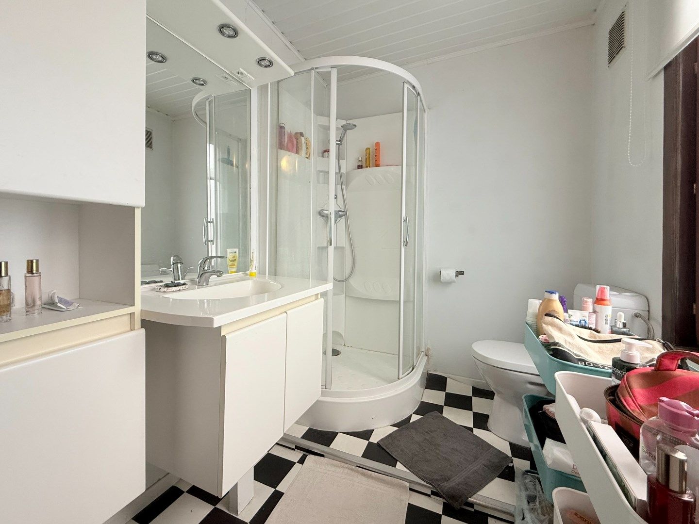 Gemeubeld appartement met twee slaapkamers in Leuven foto 8