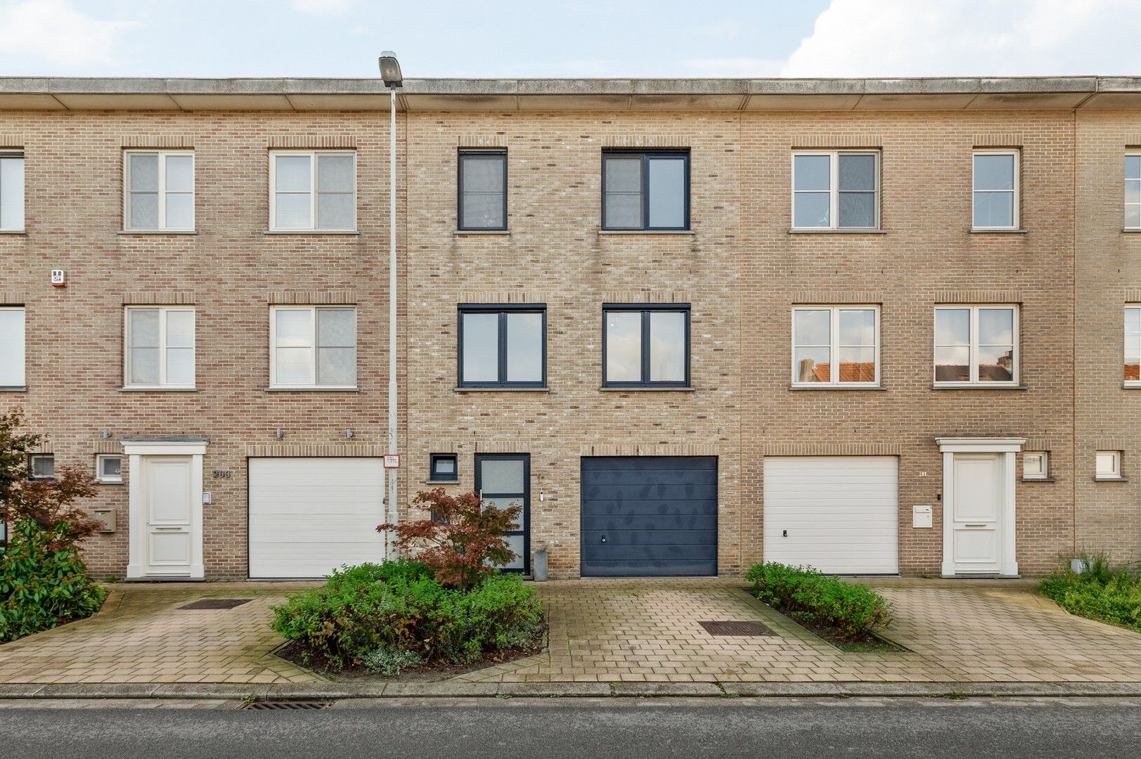 VERKOCHT onder voorbehoud foto {{pictureIndex}}