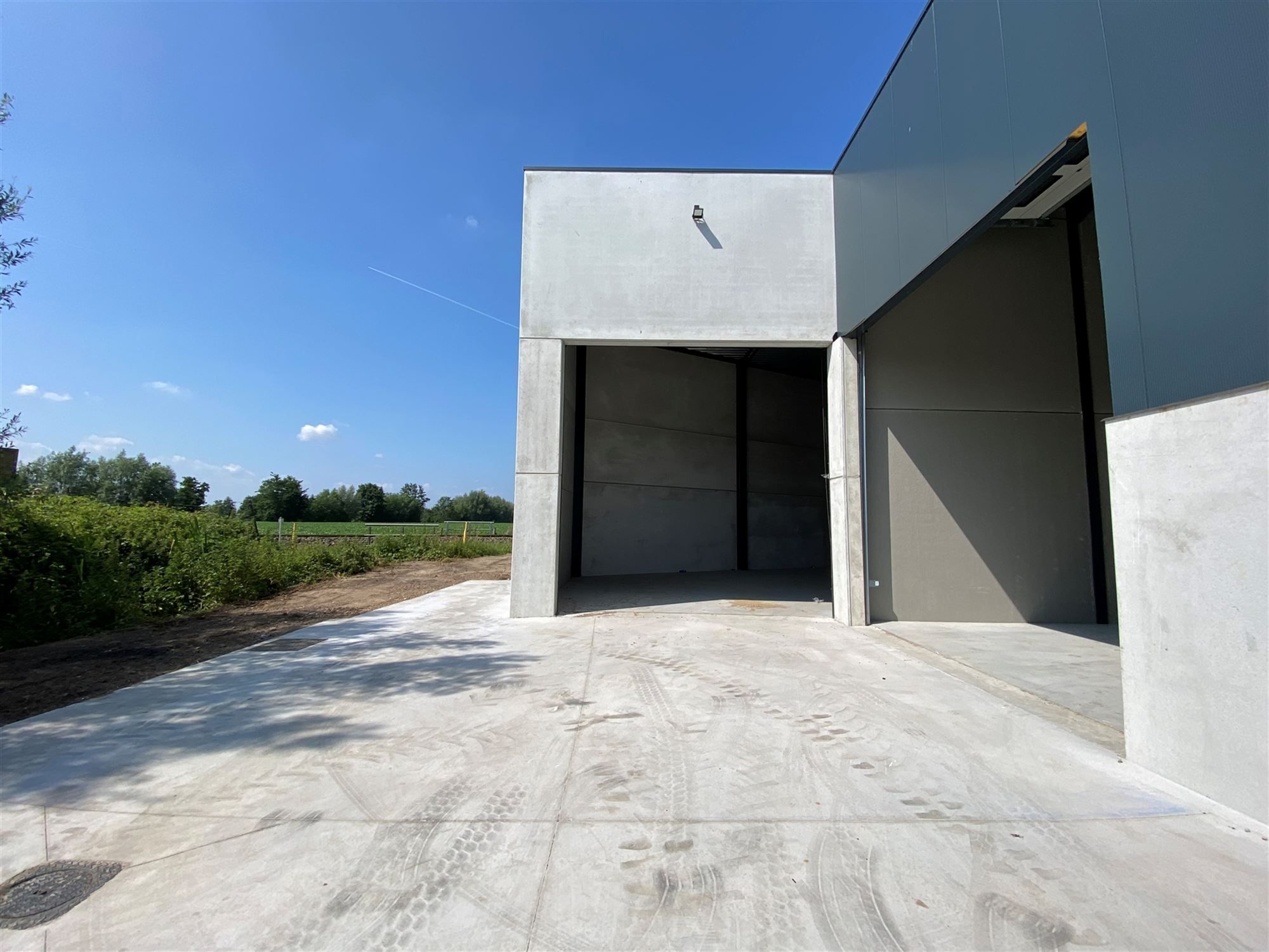 Magazijn (nieuwbouw) te huur regio Sleidinge  foto 3
