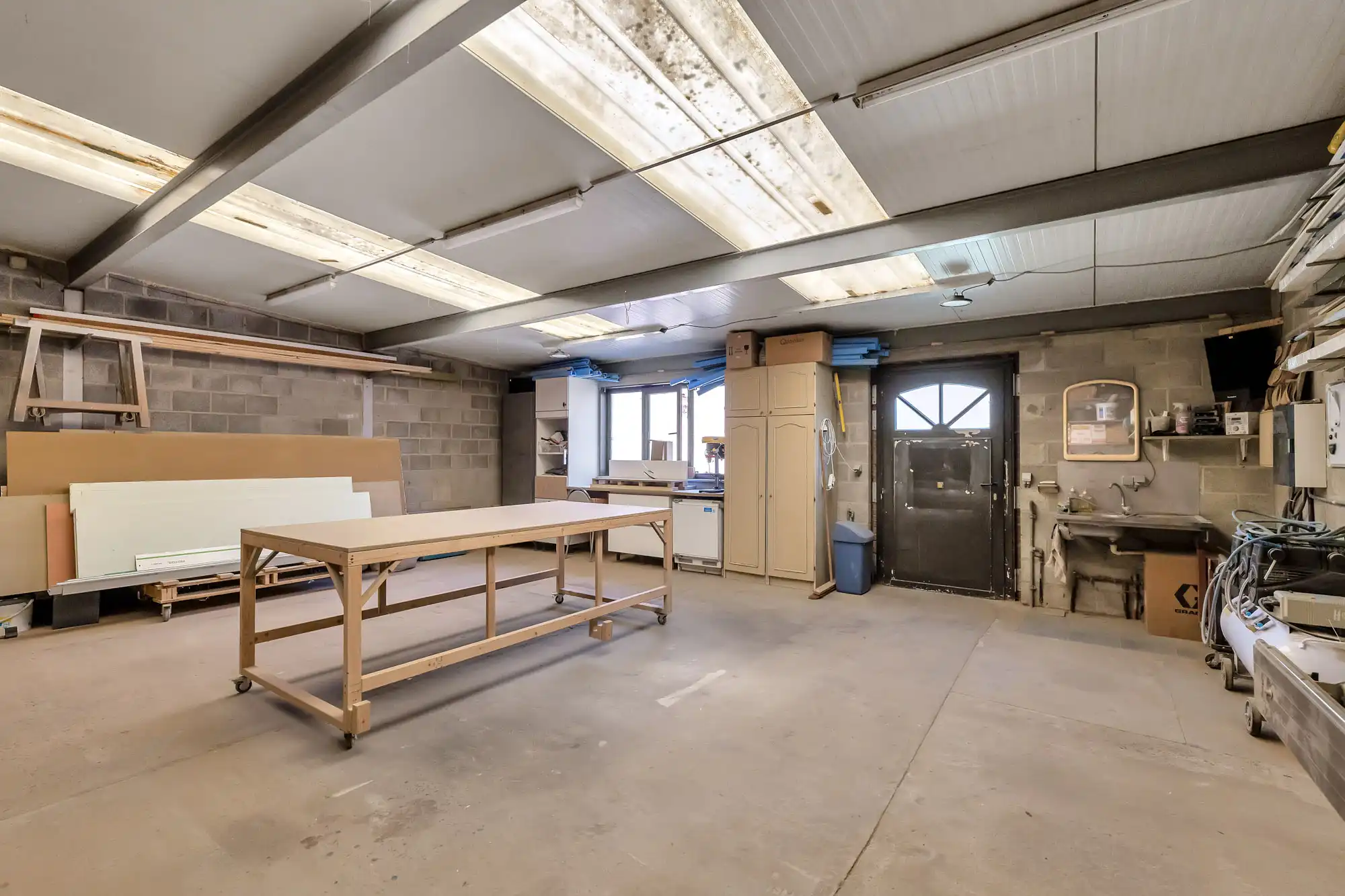Ruime woning met garage, atelier nabij centrum foto 31