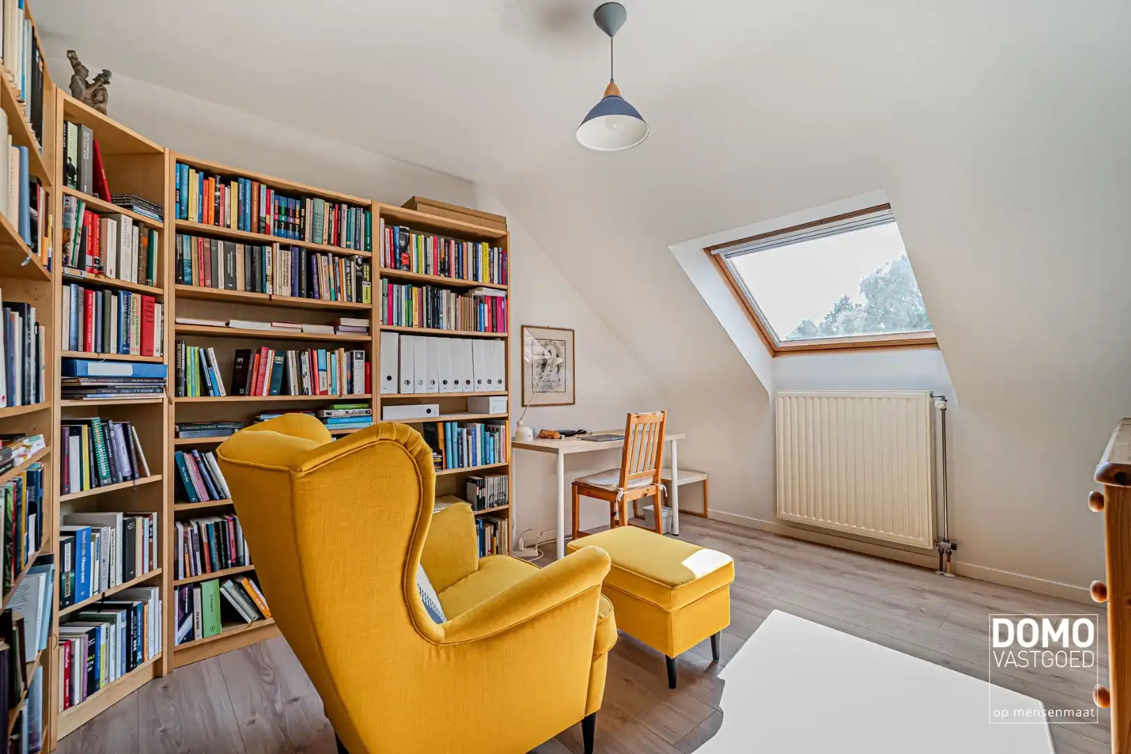 ZUIDWESTELIJK GEORIËNTEERDE DOORZONWONING MET LICHTRIJKE AANBOUW, GEZELLIGE TUIN EN RUIME GARAGE TE KURINGEN (HASSELT)  foto 12