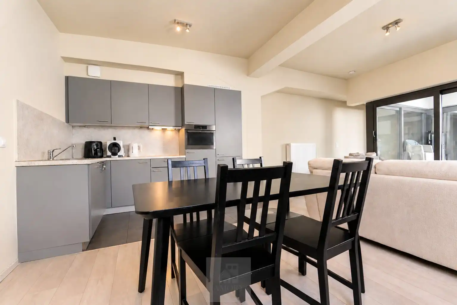 Ruim en energiezuinig 4-slaapkamer appartement met inpandig terras en overdekte autostaanplaats foto 7