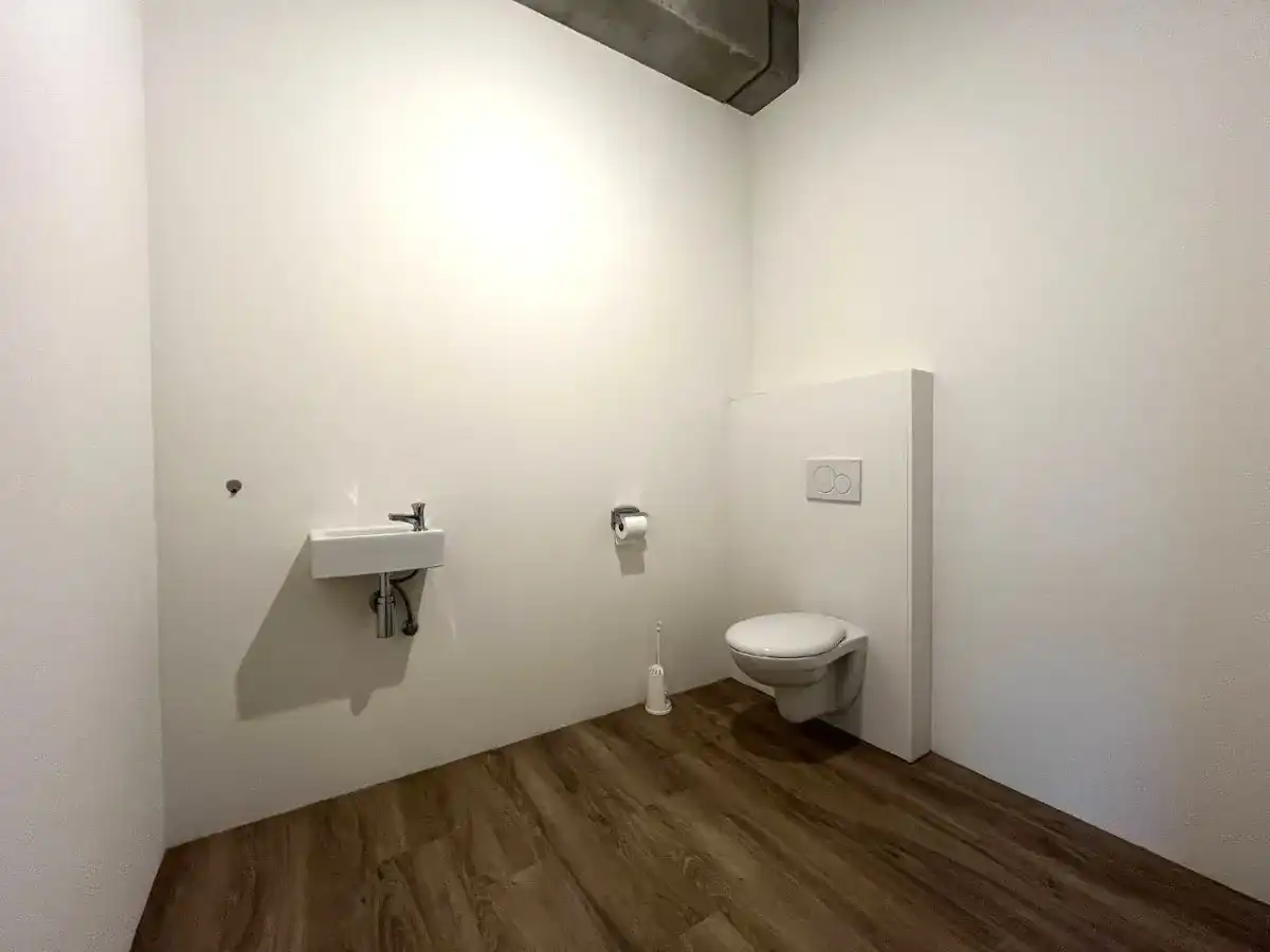 Lendelede – Handelspand van 254 m² met zonnepanelen foto 10